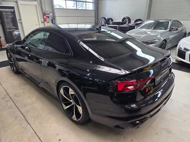 Audi RS5 view 14