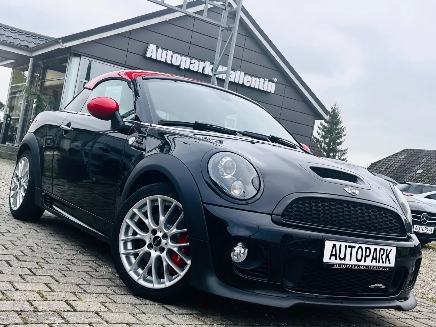 MINI John Cooper Works Coupe JOHN COOPER WORKS Coupé*LEDER*NAVI*XENON*211 PS* Schwarz - 1