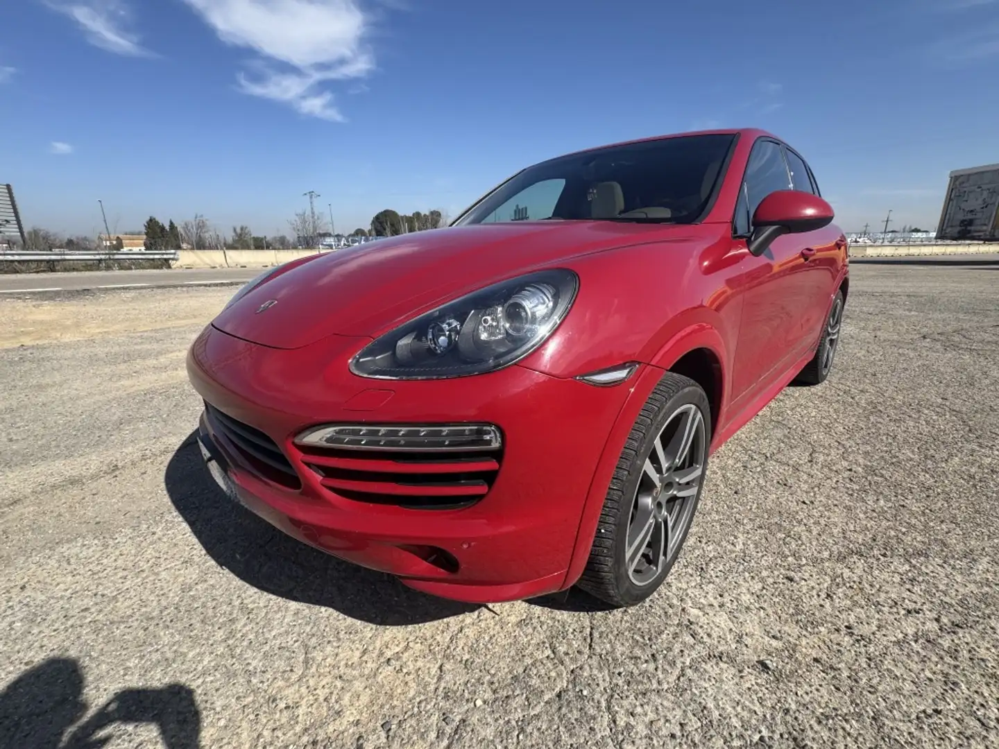 Porsche Cayenne Diesel Platinum Edition Aut. Rojo - 2