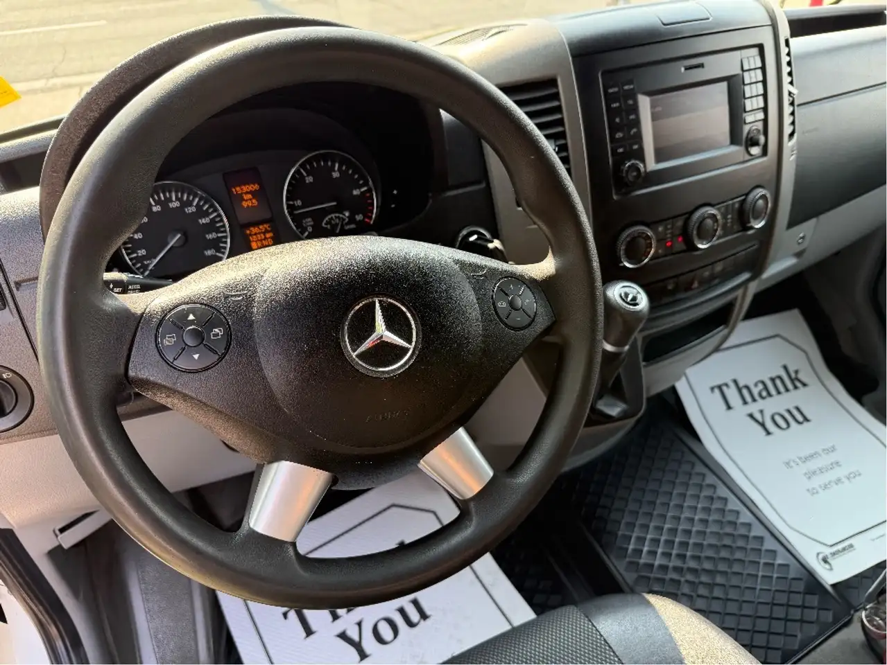 Mercedes-Benz Sprinter снимка Mercedes-Benz Sprinter