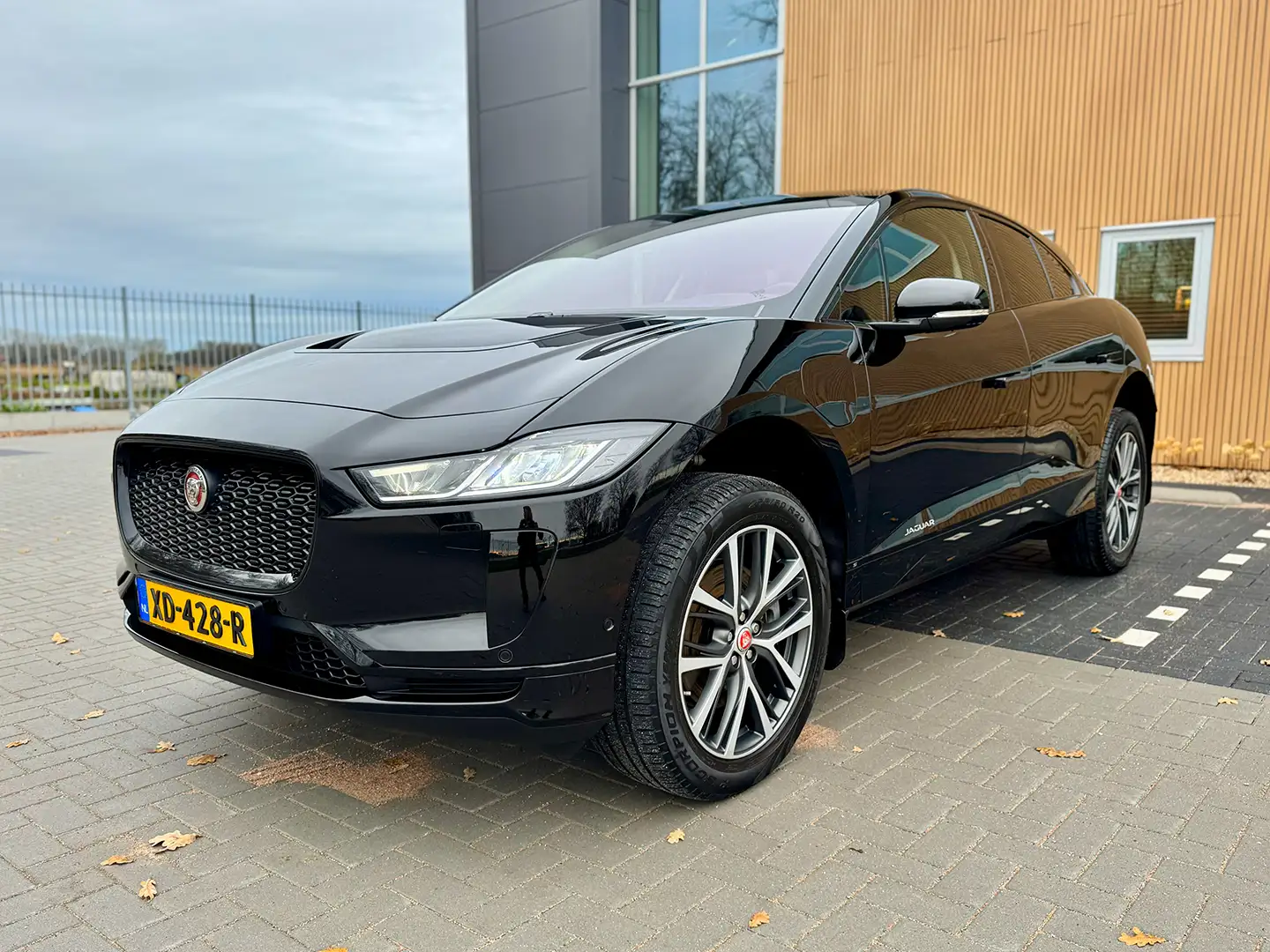 Jaguar I-Pace Jaguar I-PACE Ev400 400PK 2018 - Black Edition Zwart - 2
