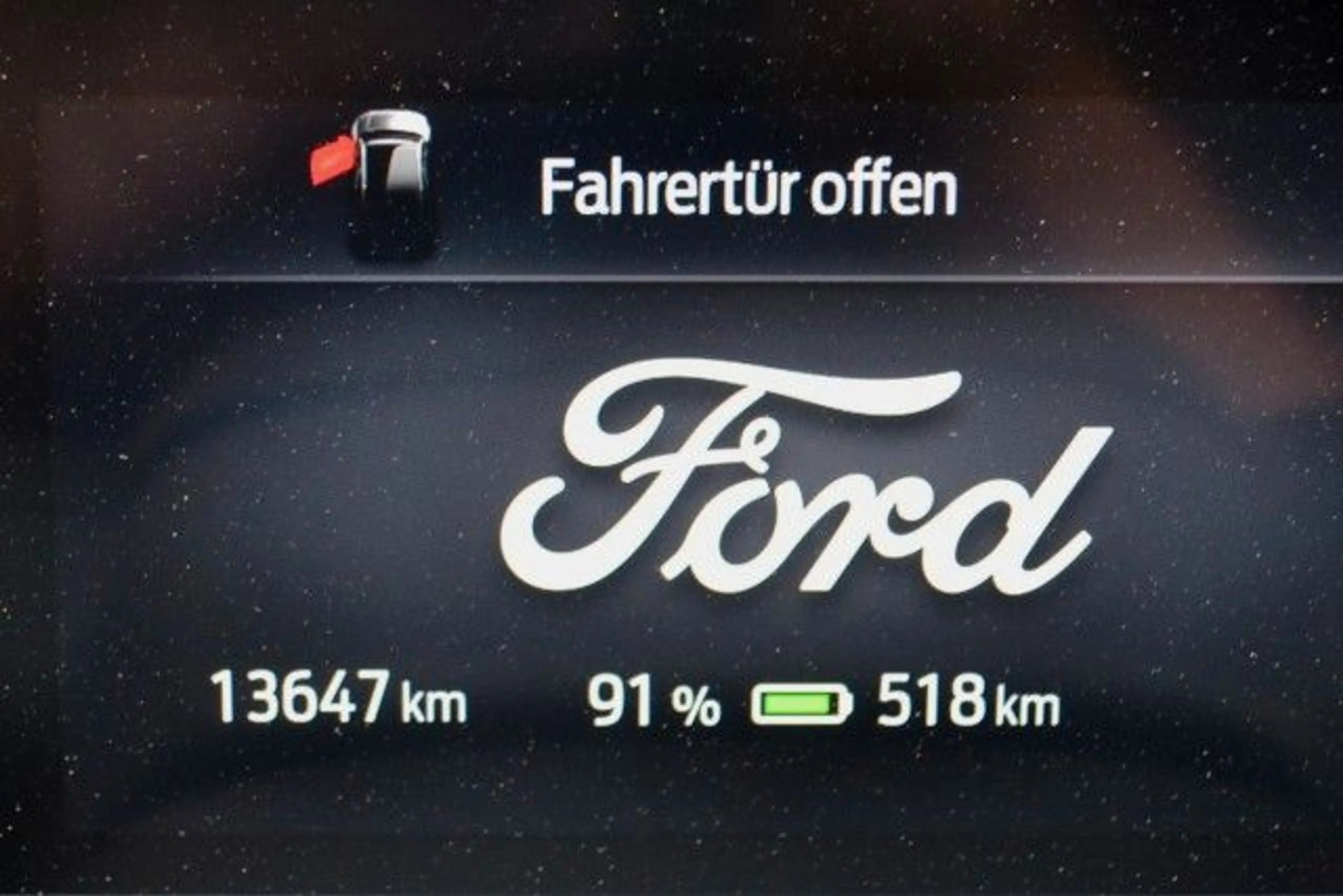Ford Capri 77kwh Premium AHK ErgoSitz MatrixLED — photo 14