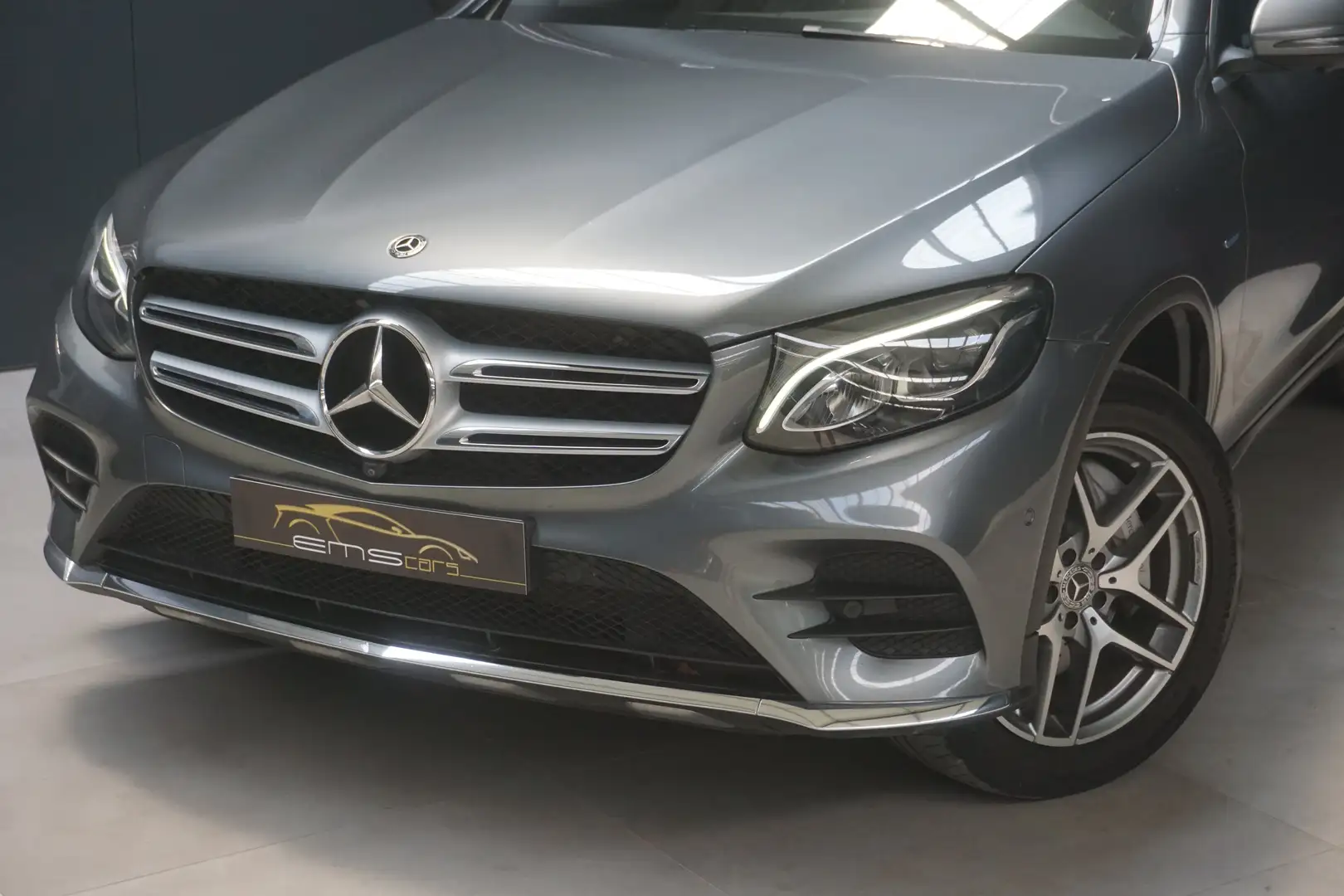 Mercedes-Benz GLC 350 e 4-Matic PHEV- Automaat- AMG- BTW! Nav- Garantie! Gris - 2