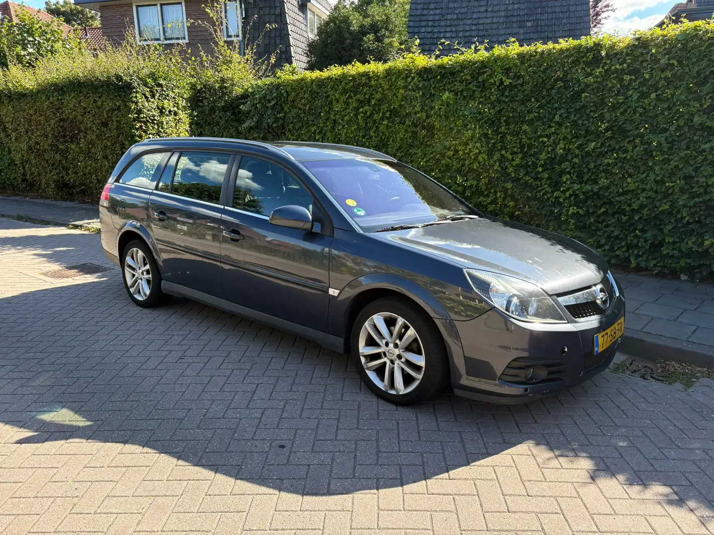 Opel Vectra Vectra 2.2-16V Sport Grijs - 2