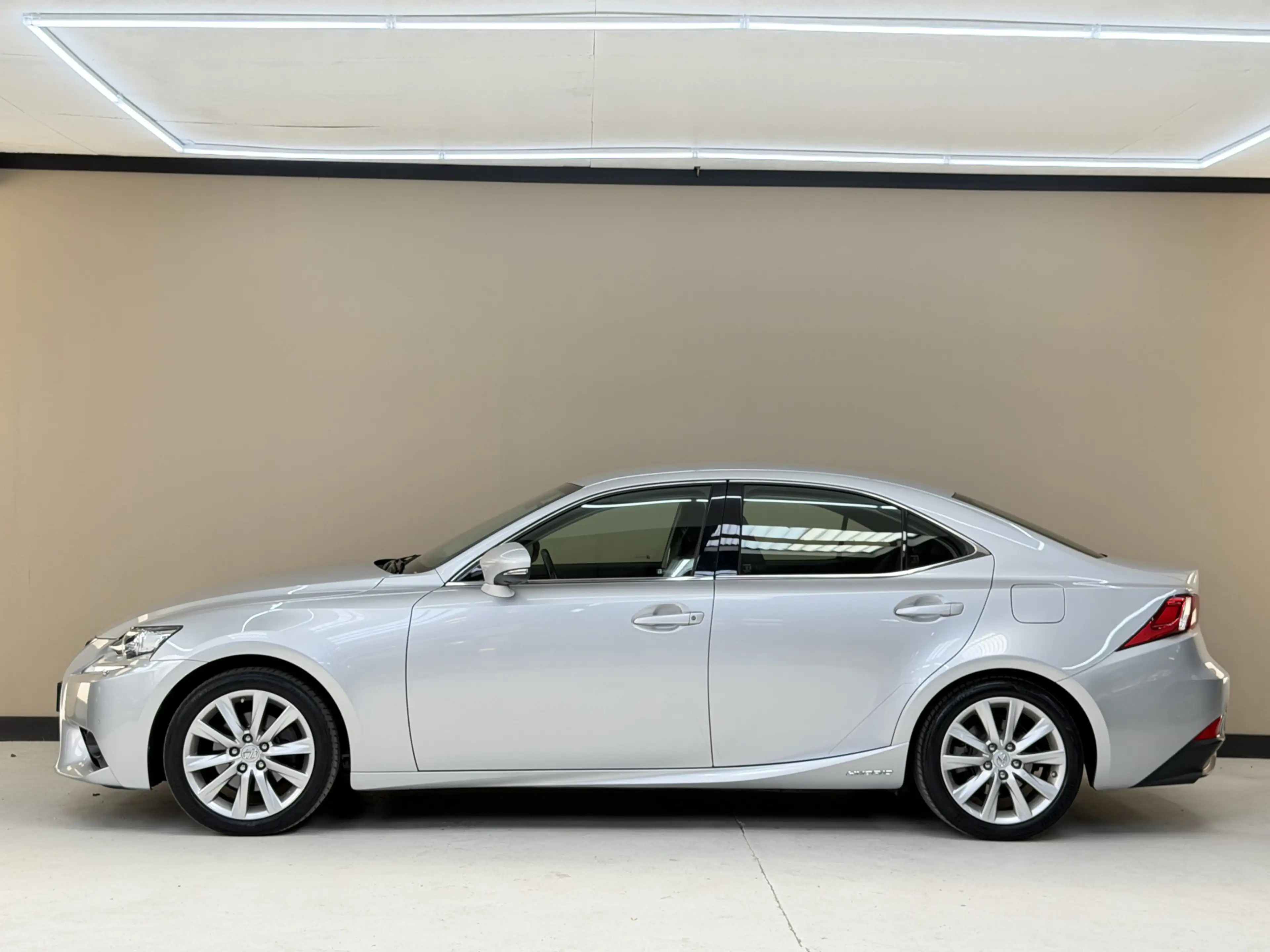 Lexus IS 300 300h Business Line, 180Pk, 2017, 2de eigenaar, Vol — photo 11
