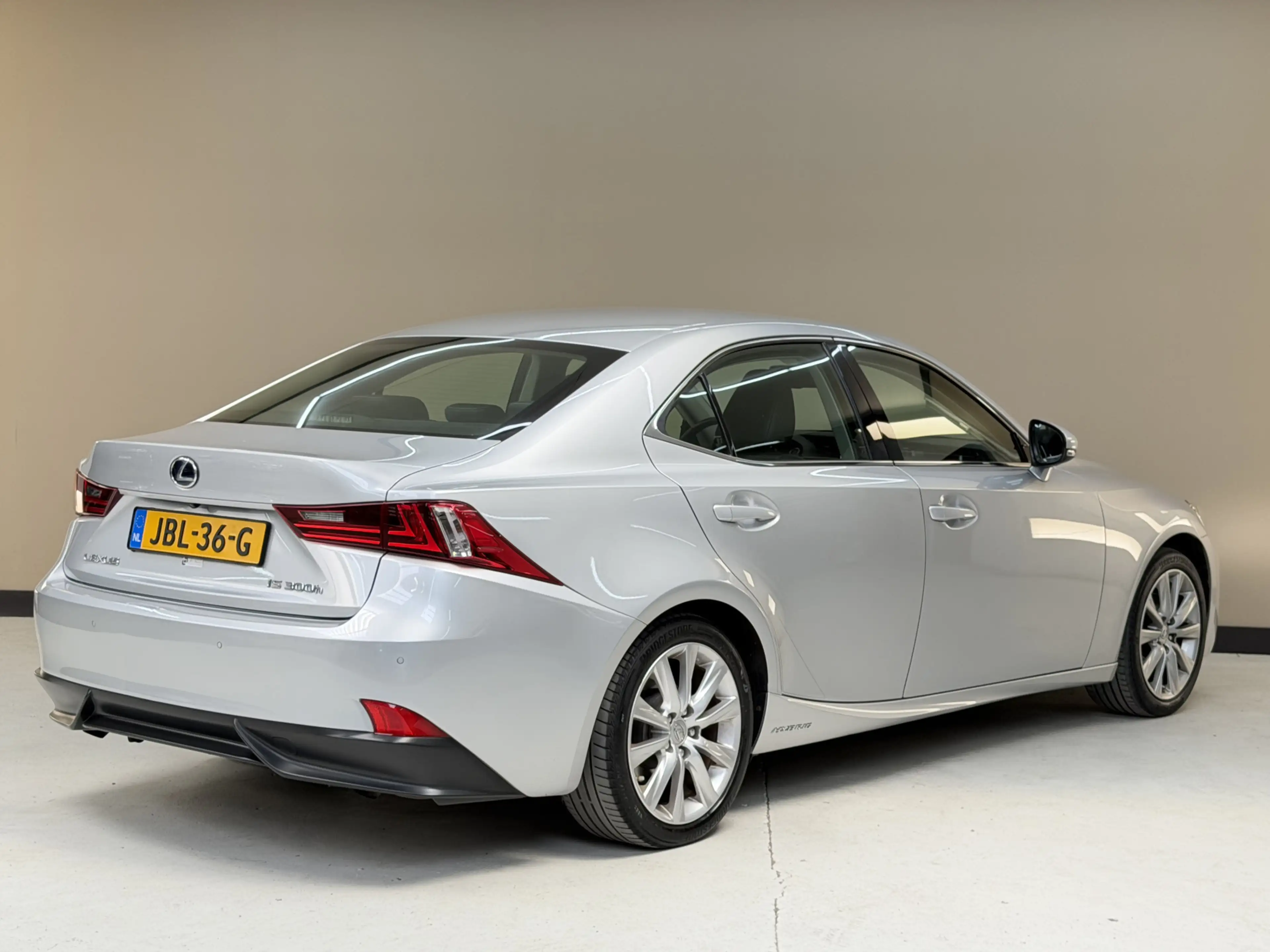 Lexus IS 300 300h Business Line, 180Pk, 2017, 2de eigenaar, Vol — photo 3