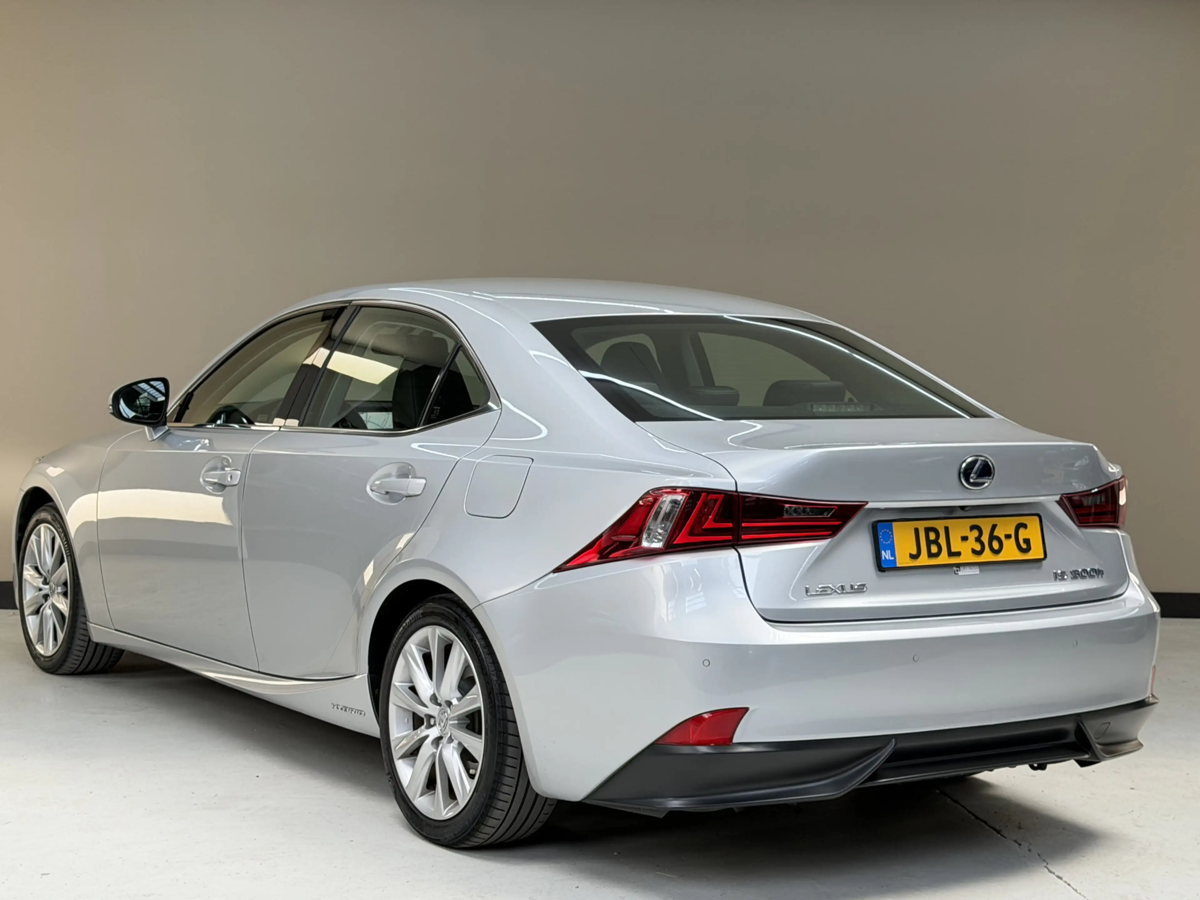 Lexus IS 300 300h Business Line, 180Pk, 2017, 2de eigenaar, Vol — photo 7