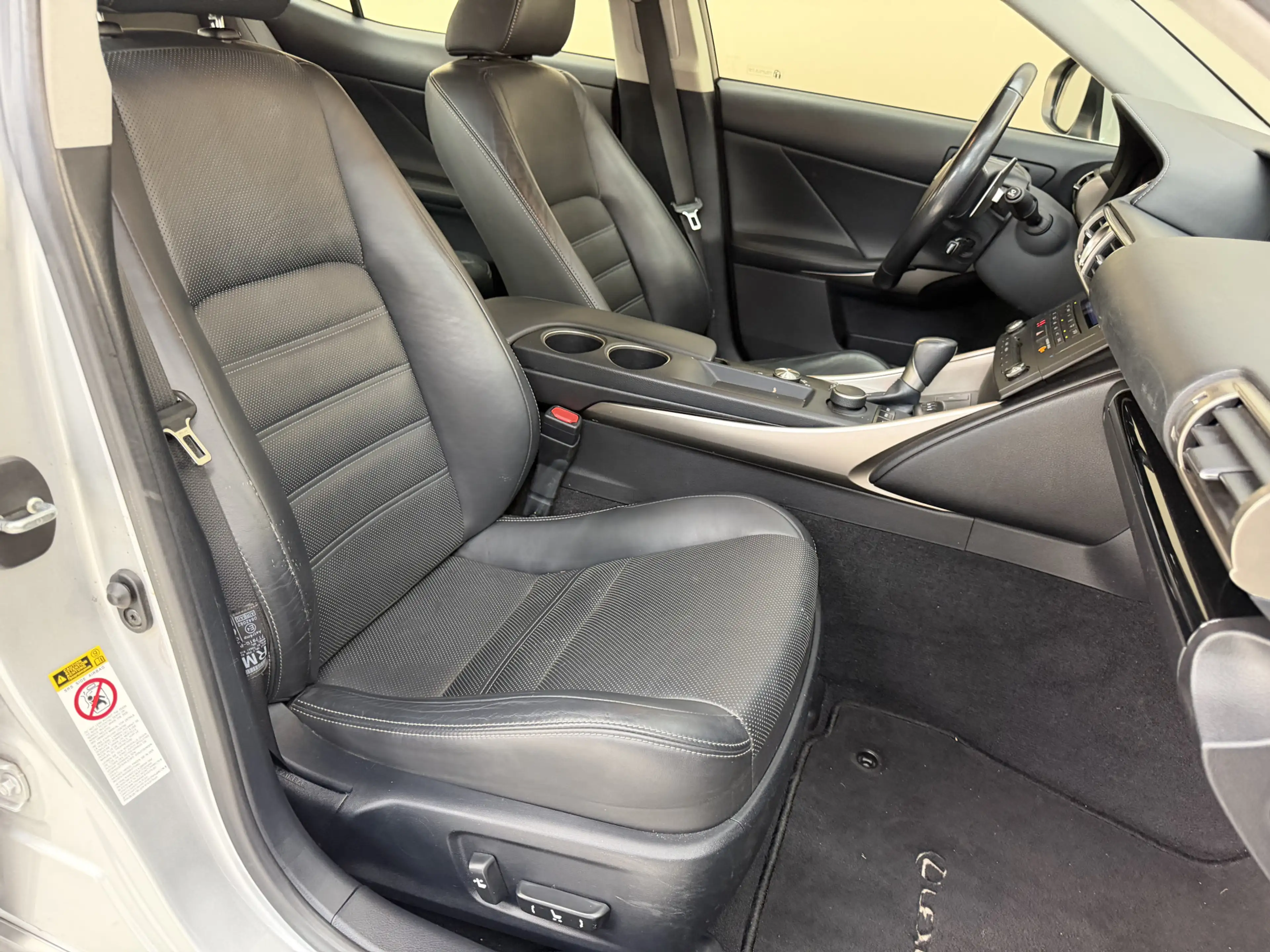 Lexus IS 300 300h Business Line, 180Pk, 2017, 2de eigenaar, Vol — photo 12