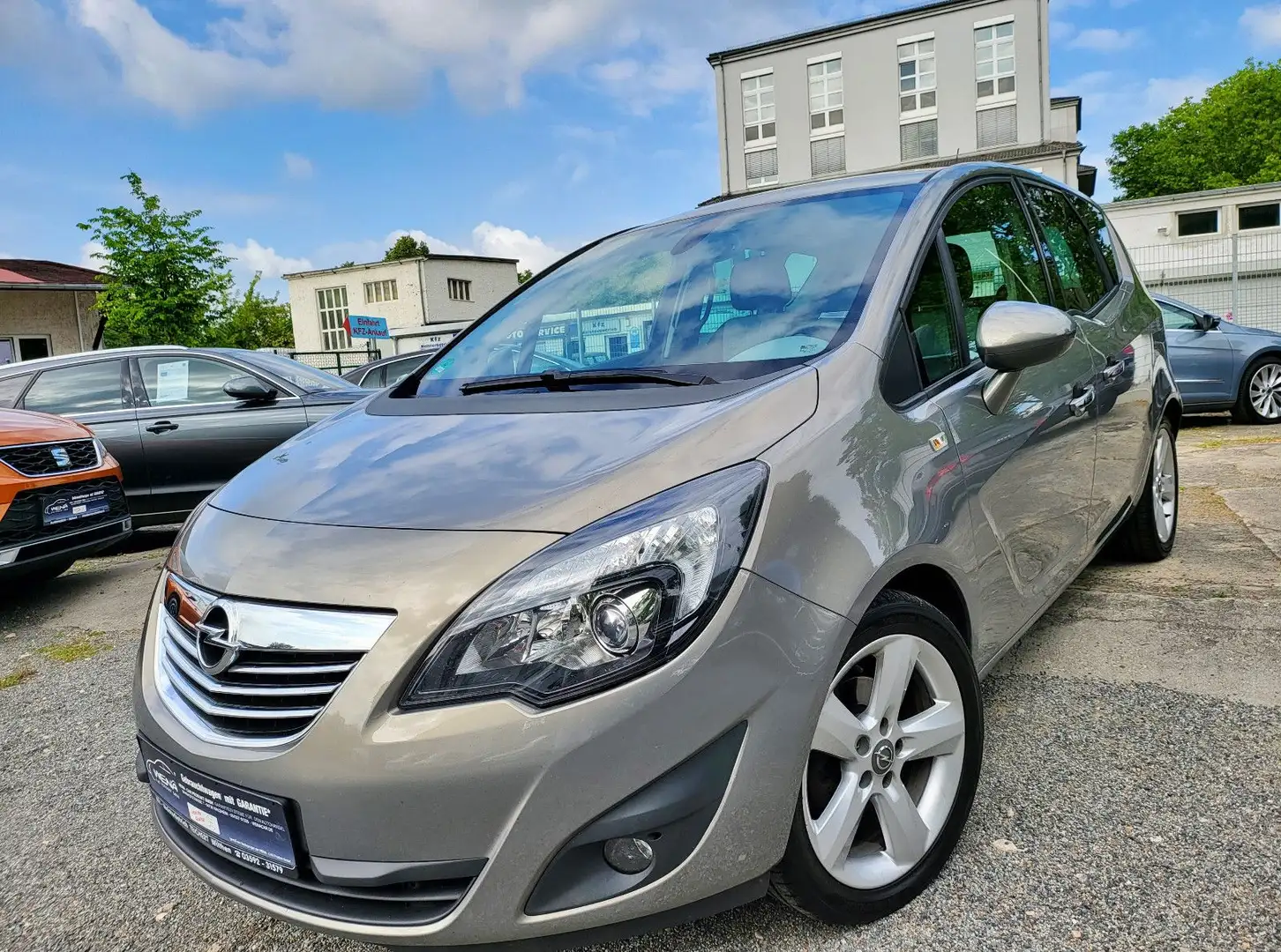 Opel Meriva B Innovation Brun - 1