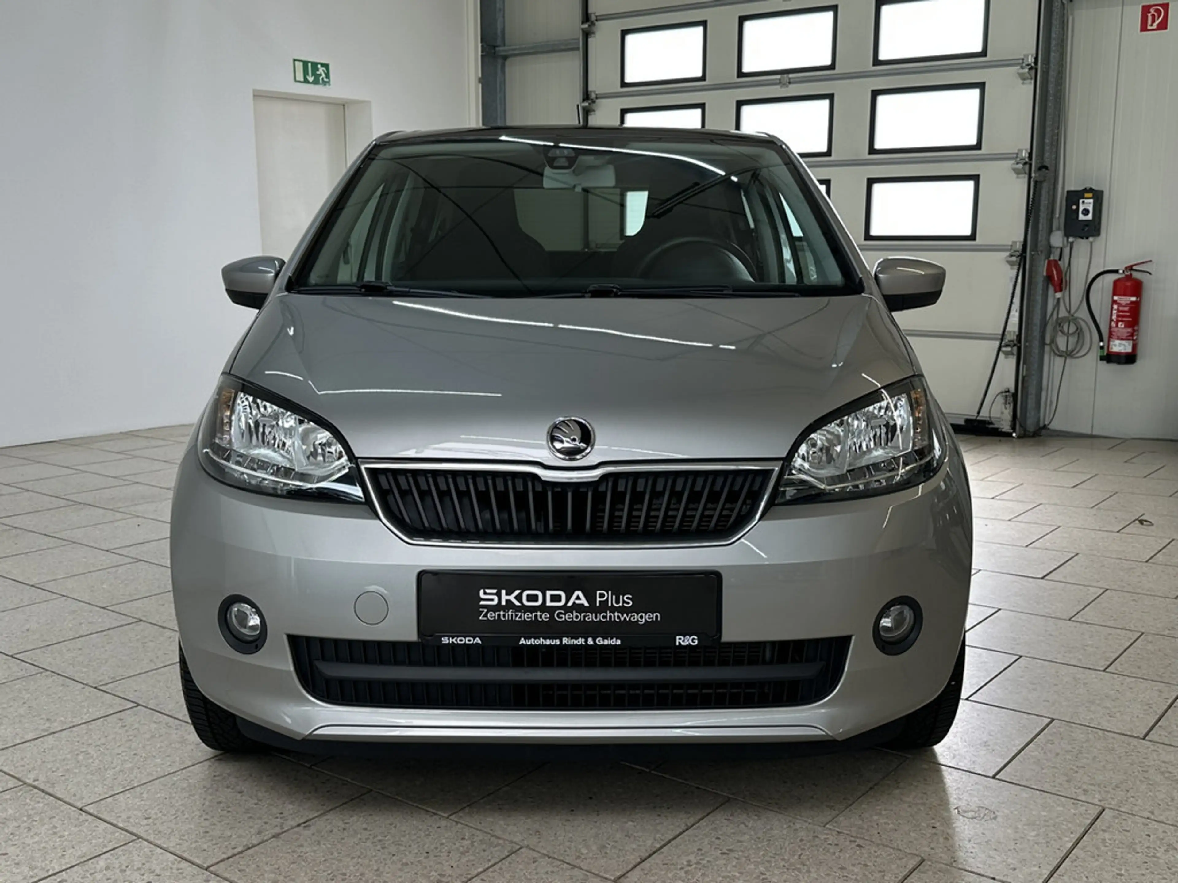 Skoda Citigo 1.0 ASG Style KLIMA PDC SHZ PANO — photo 3
