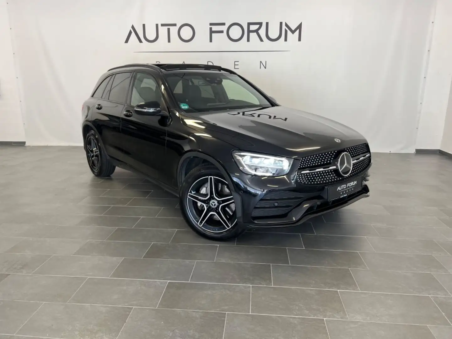 Mercedes-Benz GLC 400 d 4Matic*AMG*Pano*Virt*AHK*AssistPlus* Schwarz - 1