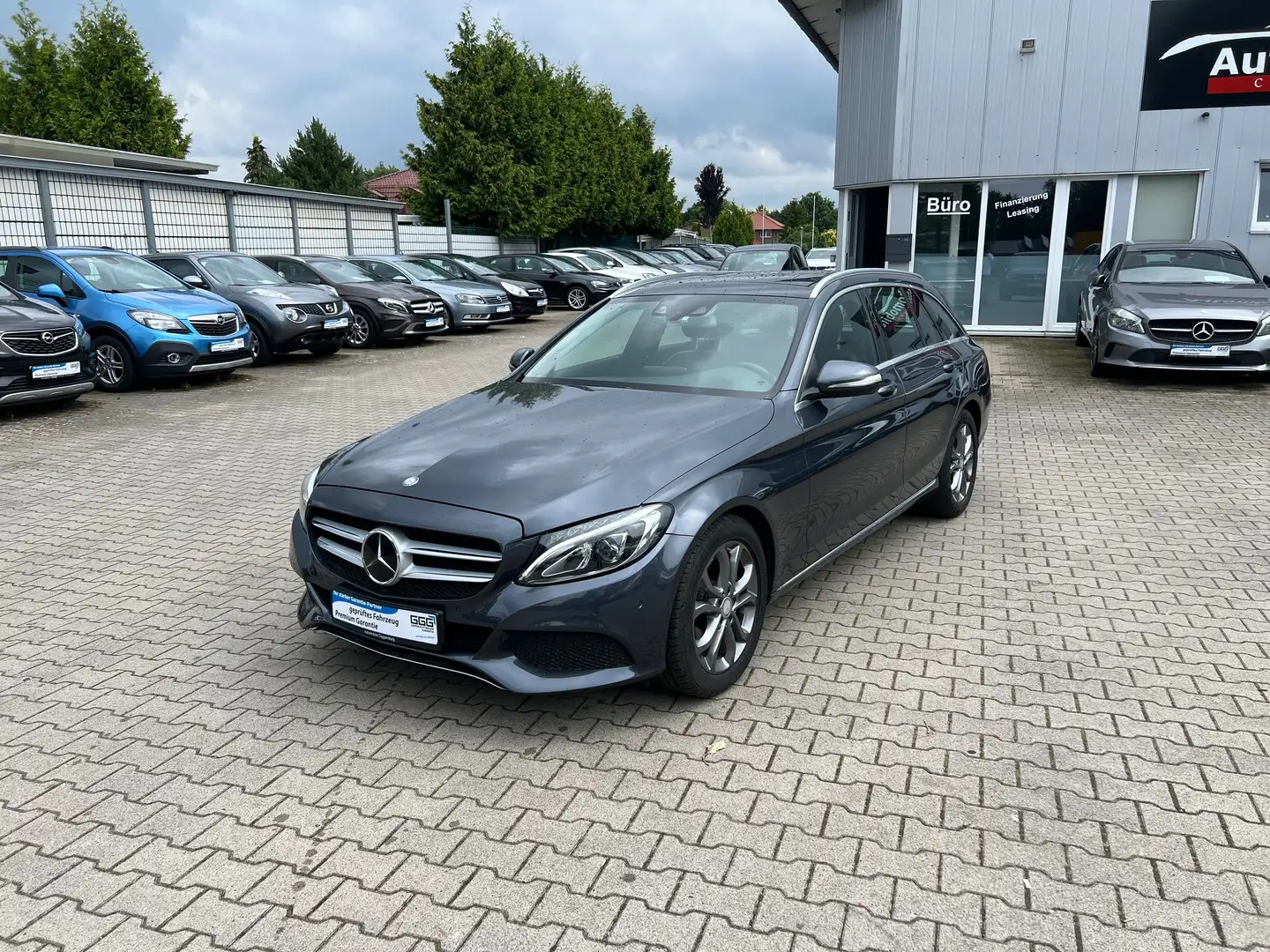 Mercedes-Benz C 220 d T BlueTec Automatik "Avantgarde" *HUD *AHK *PANO Grau - 1