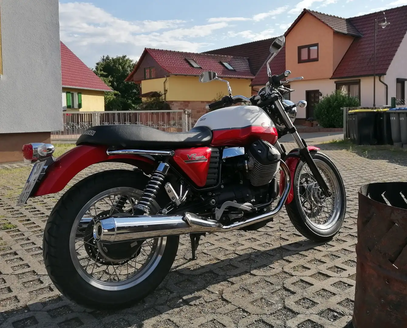 Moto Guzzi V 7 Special Spezial Mistral Biały - 1