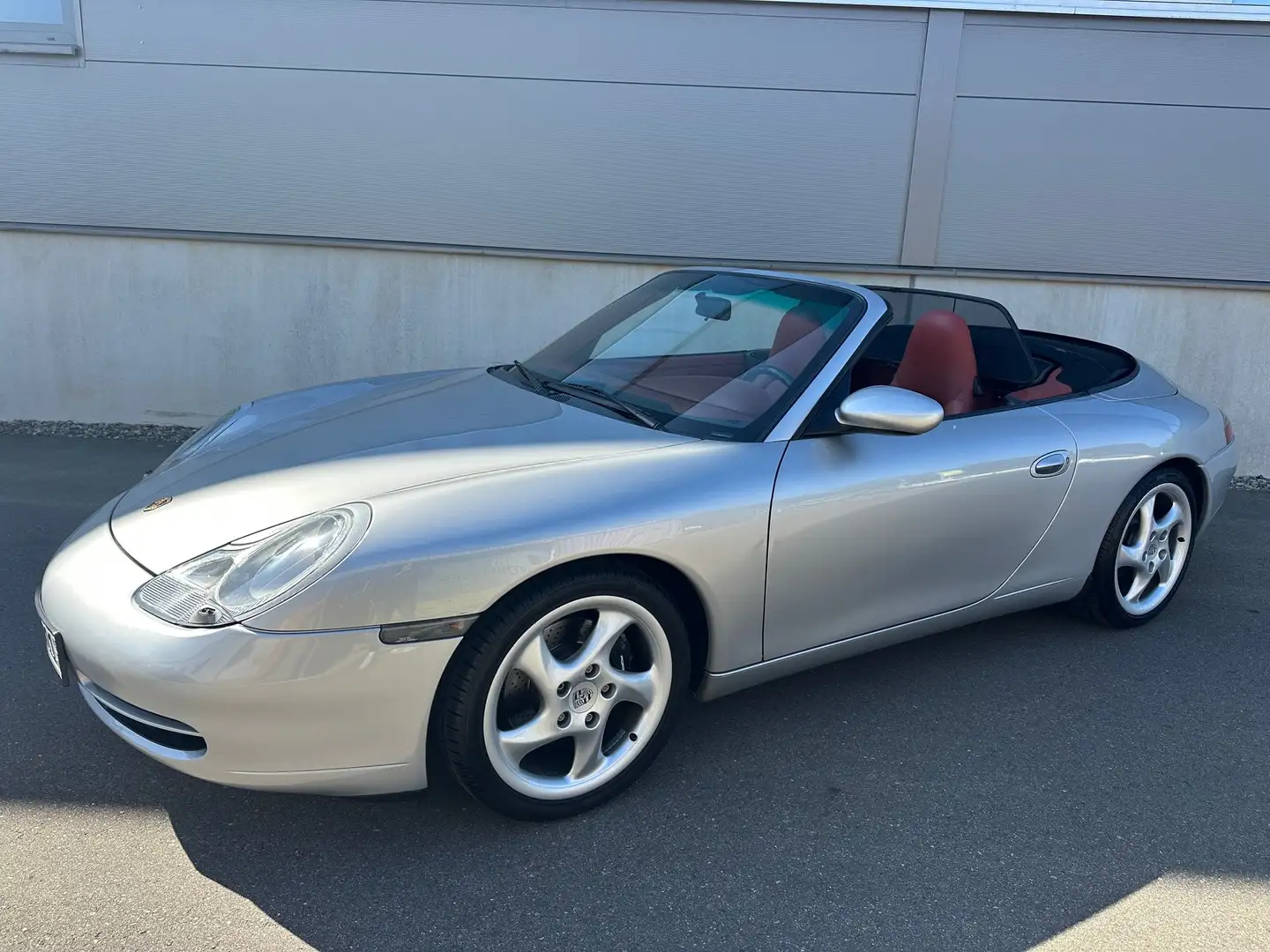 Porsche 996 911 911 Carrera Cabrio Silber - 1
