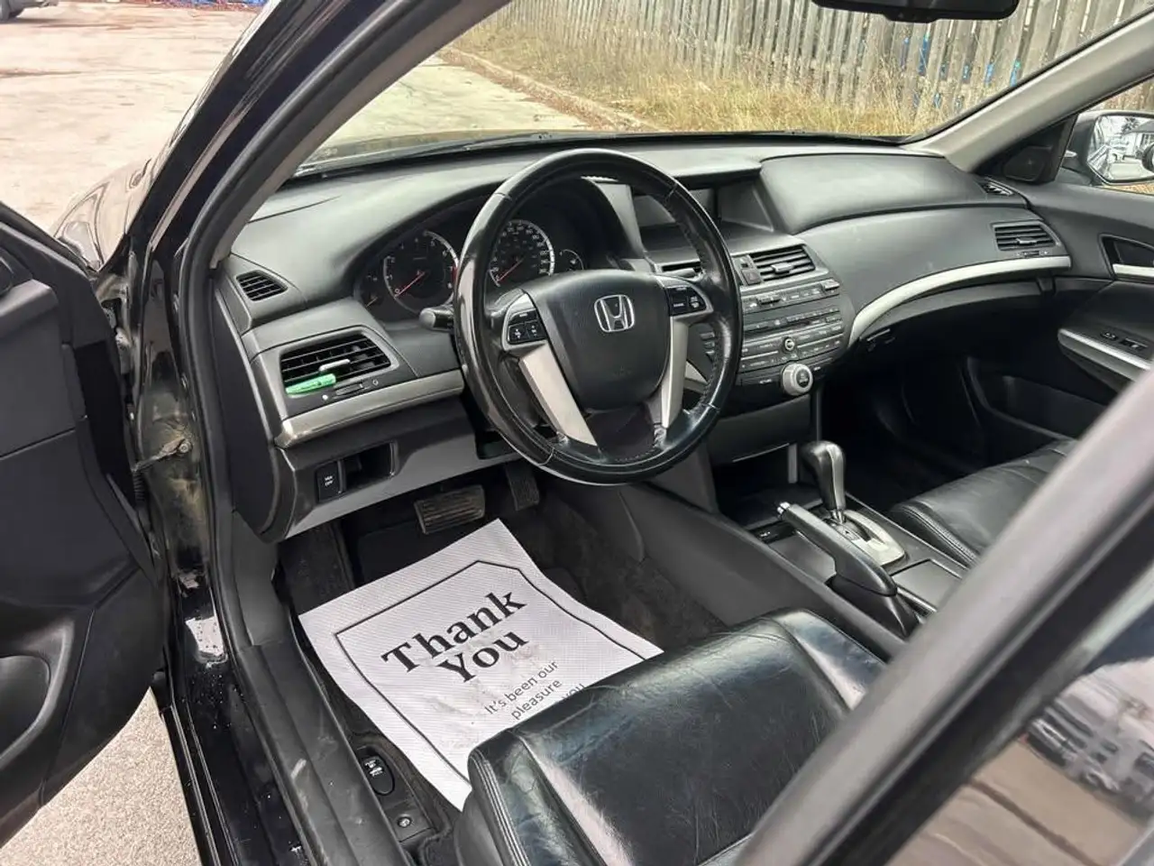 Honda Accord снимка Honda Accord