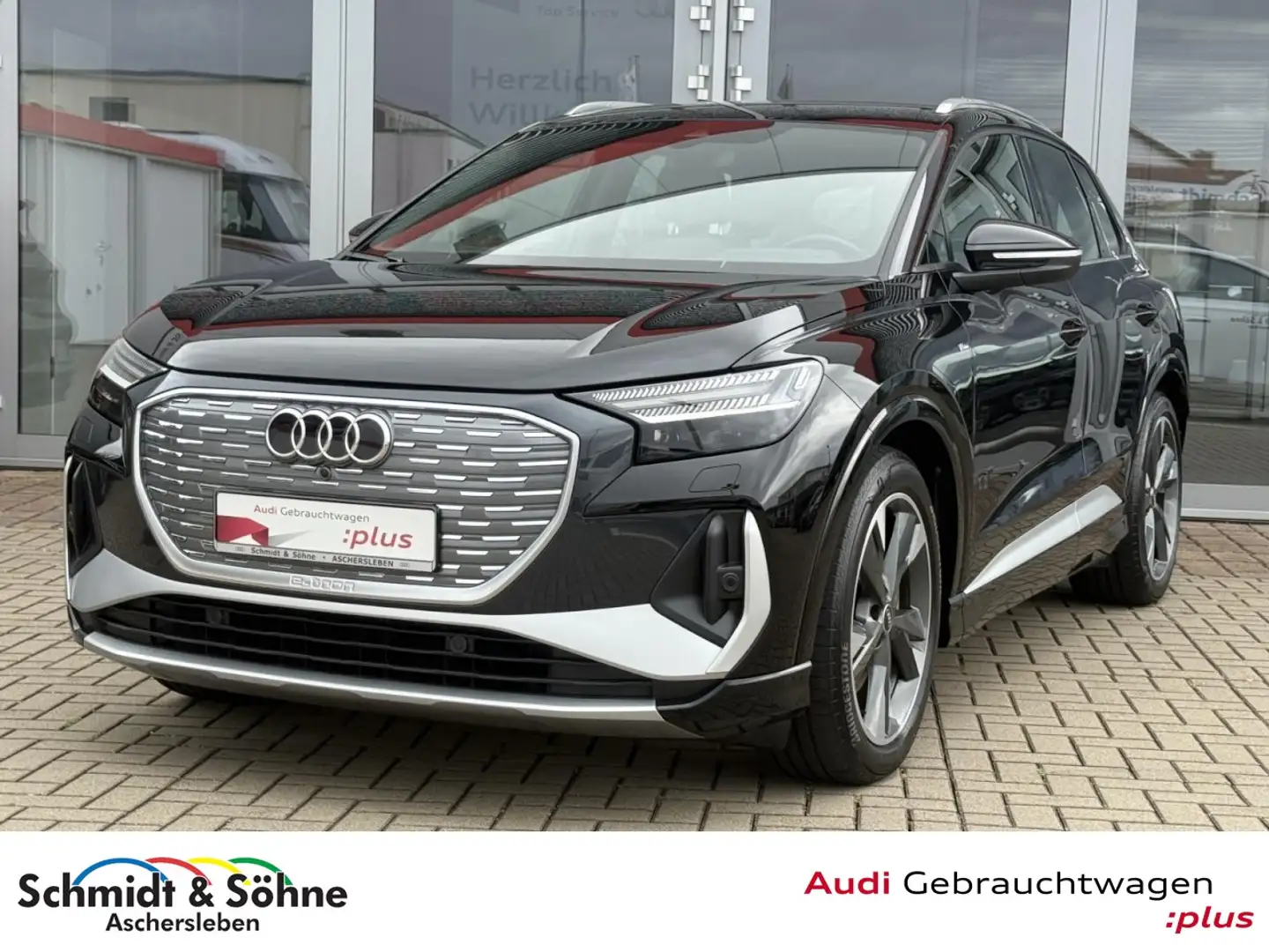 Audi Q4 e-tron S line LEDER, MATRIX, NAV, KAMERA, Klima Navi Zwart - 1