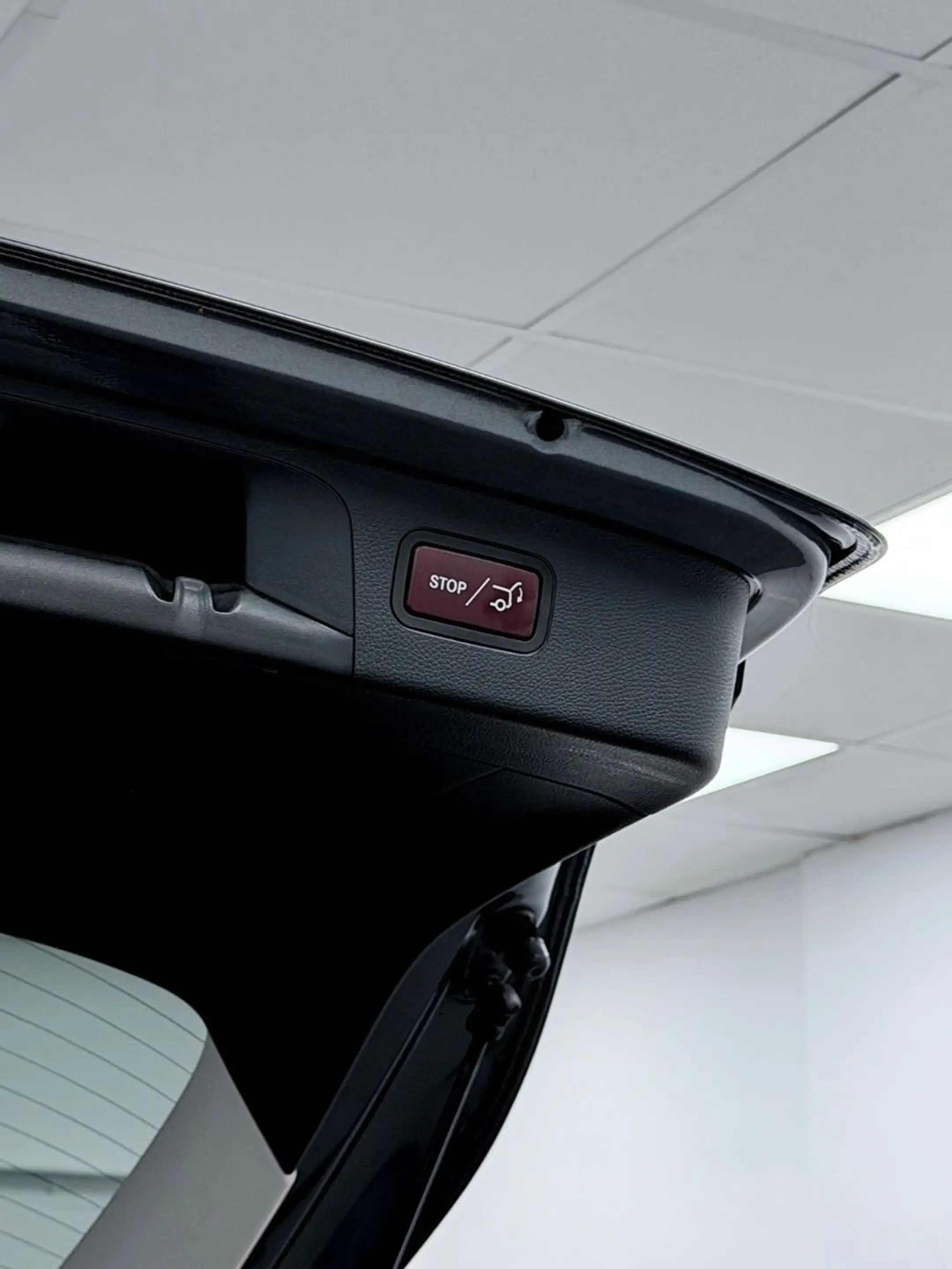 Mercedes-Benz GLC 350 d 4Matic-AMG int-360°KAM-LED-PANO-AHK — photo 33