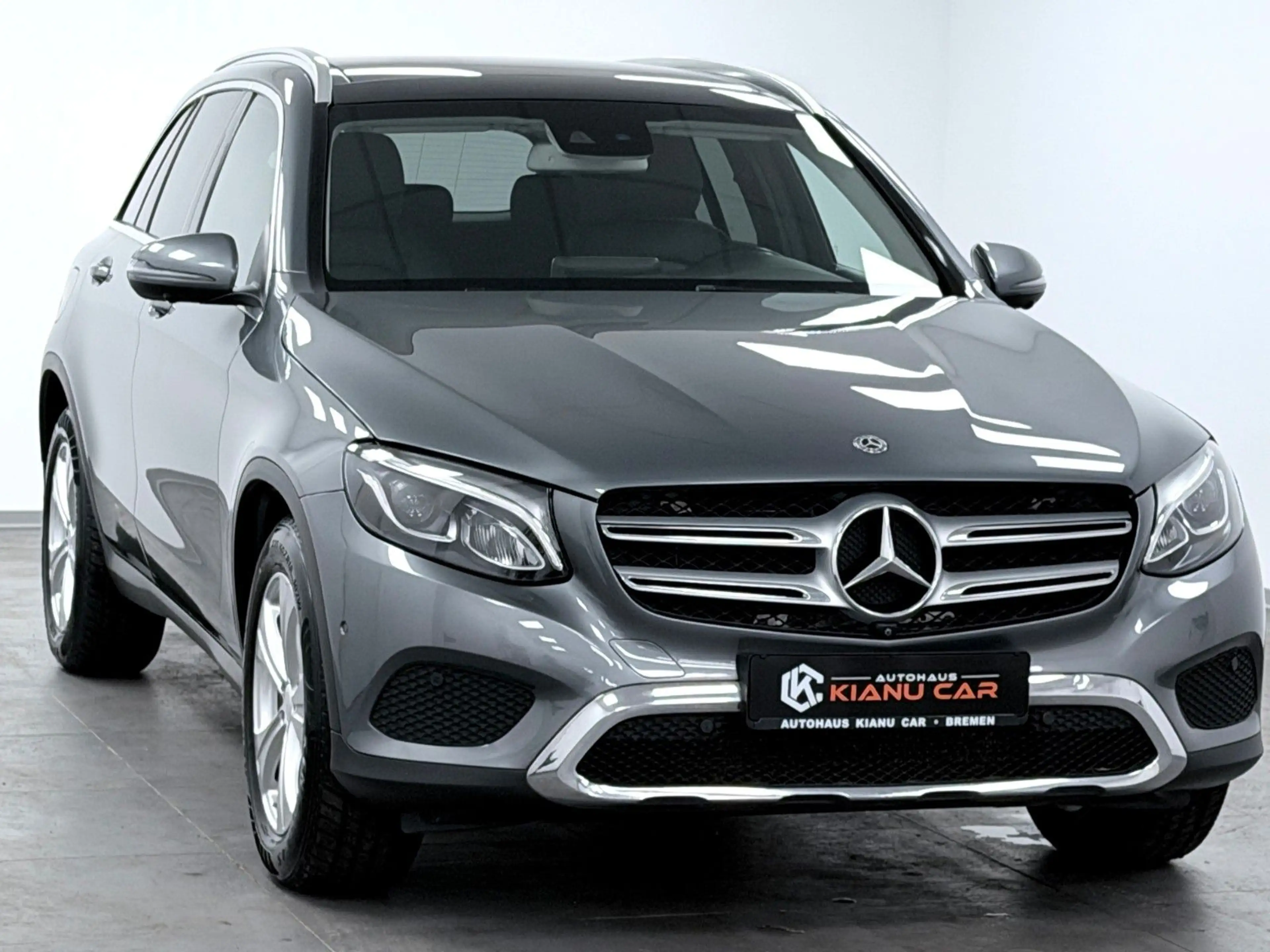 Mercedes-Benz GLC 350 d 4Matic-AMG int-360°KAM-LED-PANO-AHK — photo 3