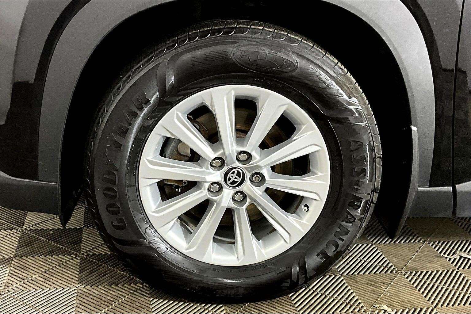 used 2024 Toyota Grand Highlander car, priced at $51,998