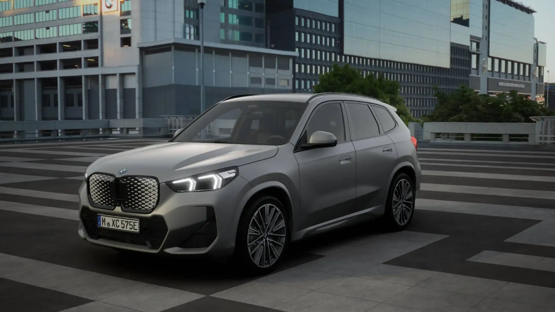 BMW iX1 xDrive30 ///M-Sport ACC SpurAss AHK Navi Grau - 1