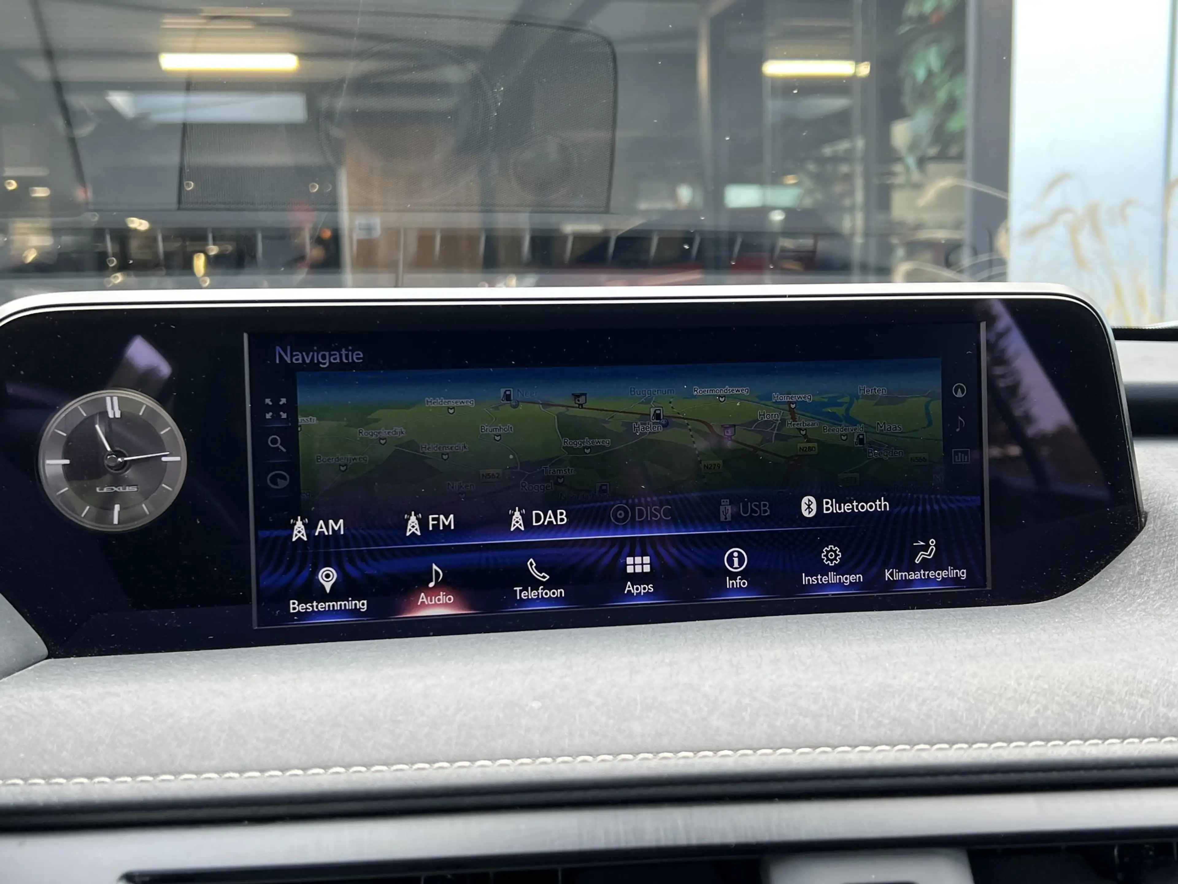 Lexus UX 250h Executive Line | President Pack, Schuifdak, Mark L — photo 44