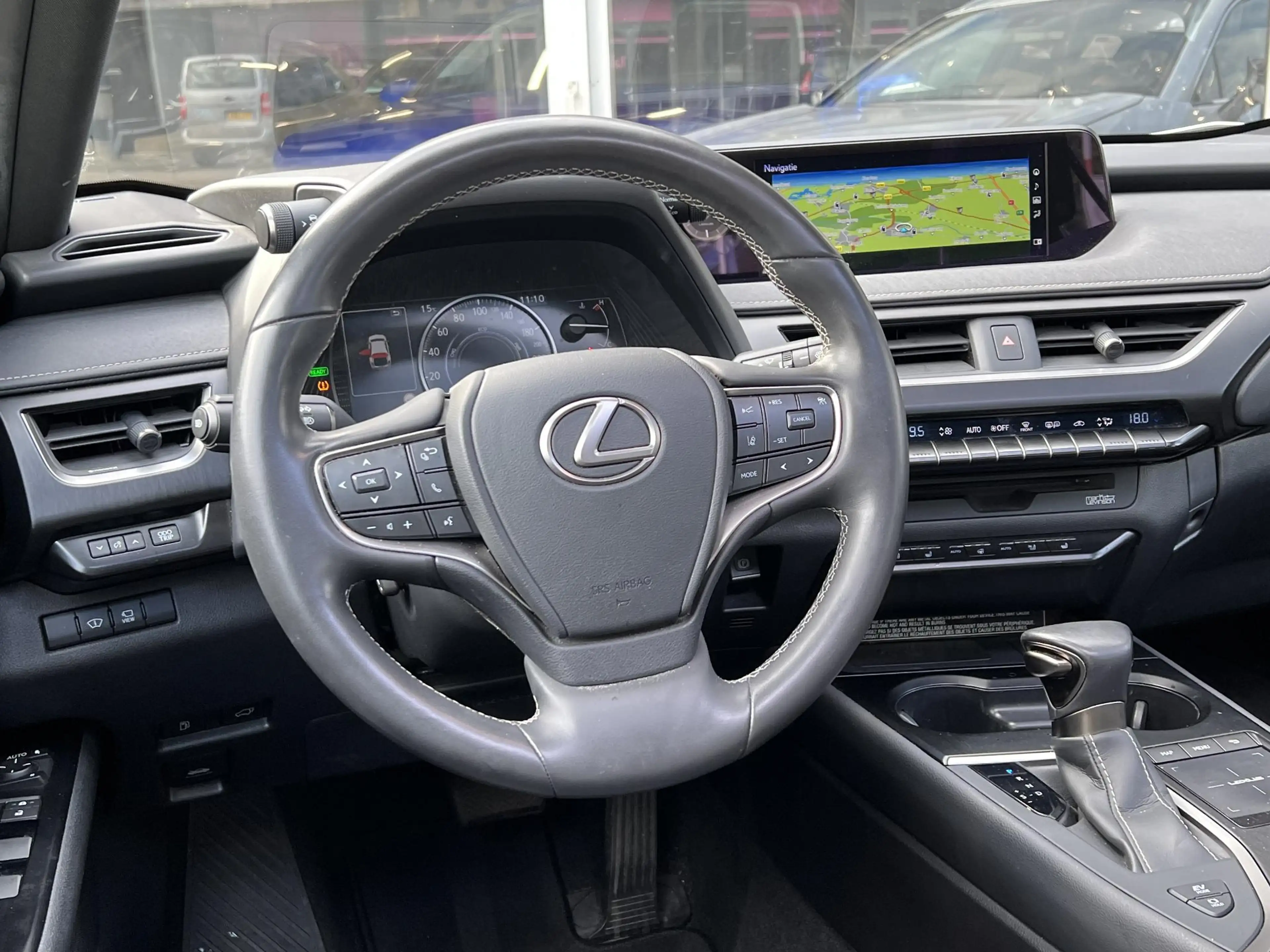 Lexus UX 250h Executive Line | President Pack, Schuifdak, Mark L — photo 19