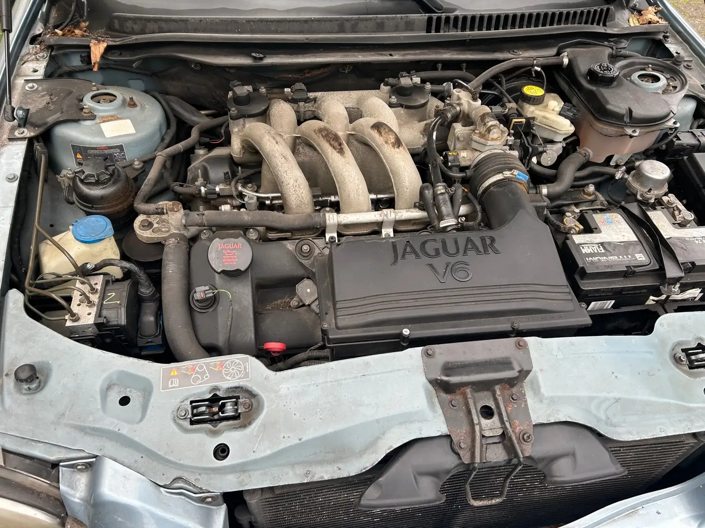 Jaguar XJ6 x type 2.0 v6 essence Gris - 2