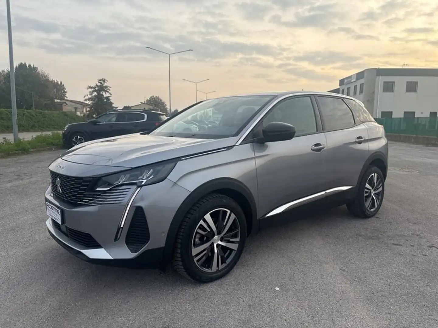 Peugeot 3008 BlueHDi 130 S&S EAT8 Allure Pack Gris - 2
