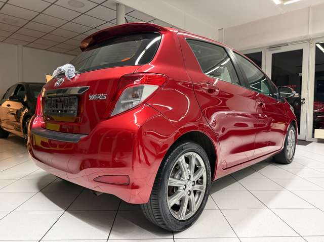 Toyota Yaris Yaris 1.33 VVT-i Club*Kamera*Panorama*
