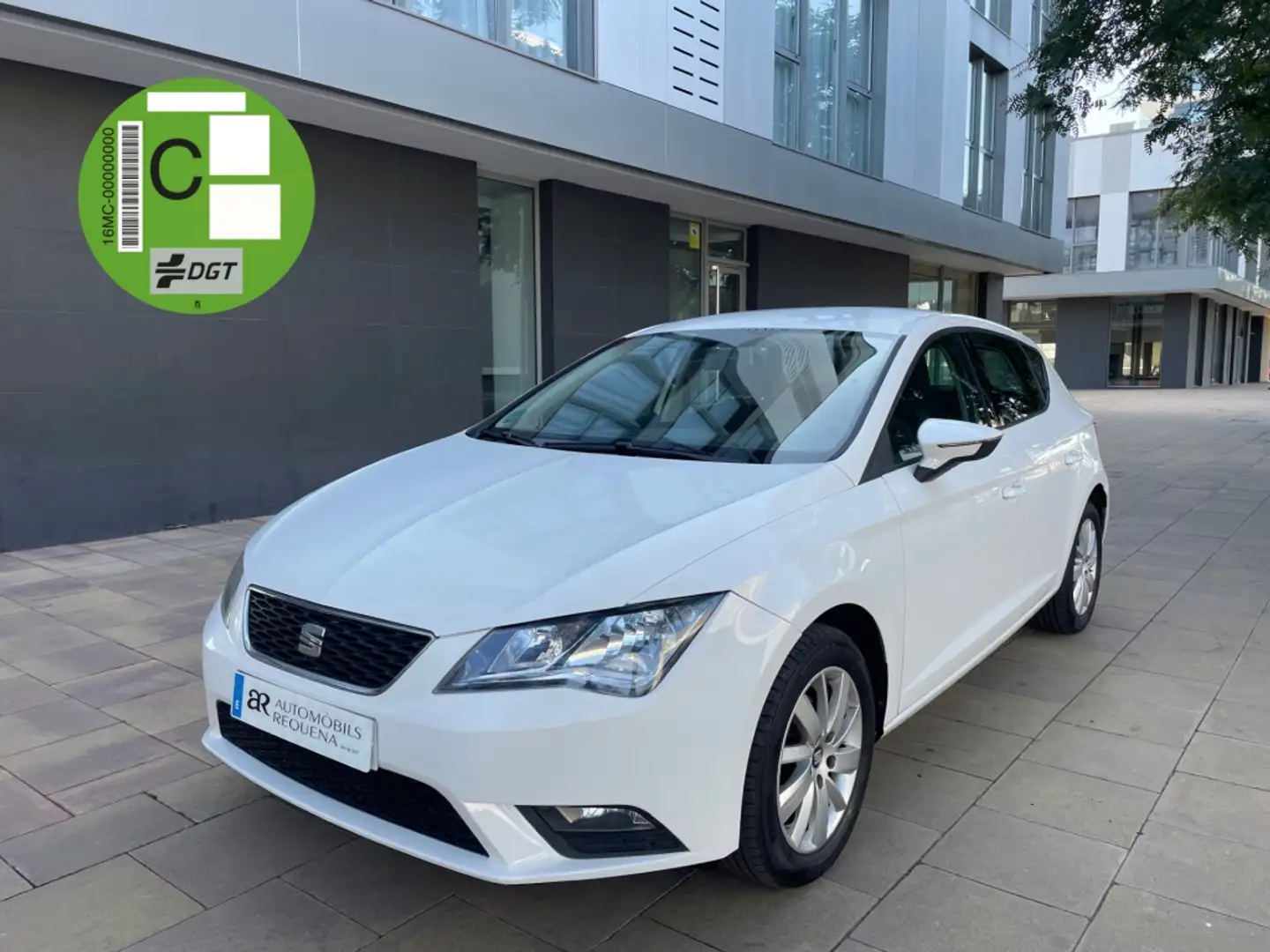 SEAT Leon 1.2 TSI S&S Reference 110 Weiß - 1
