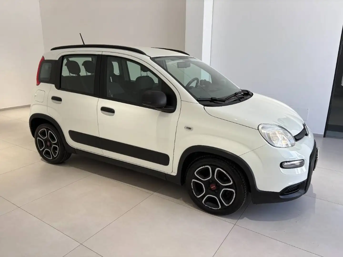 Fiat Panda 1.0 firefly hybrid City Life s&s 70cv 5p.ti Blanc - 1