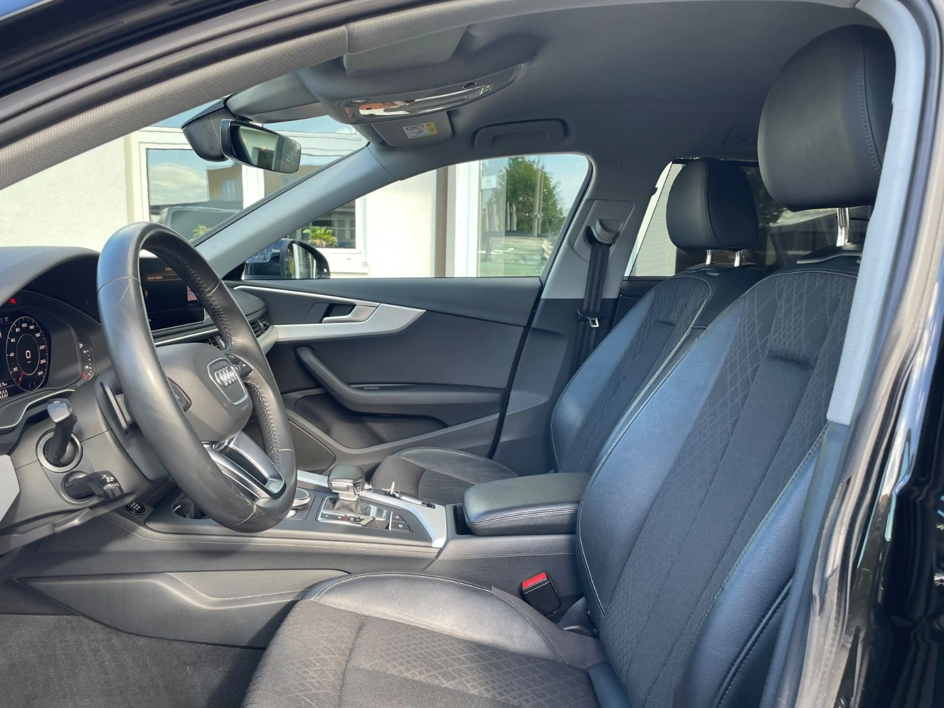 Audi A4 allroad quattro 45 TFSI/AHK/Kamera/199€mtl. — photo 9