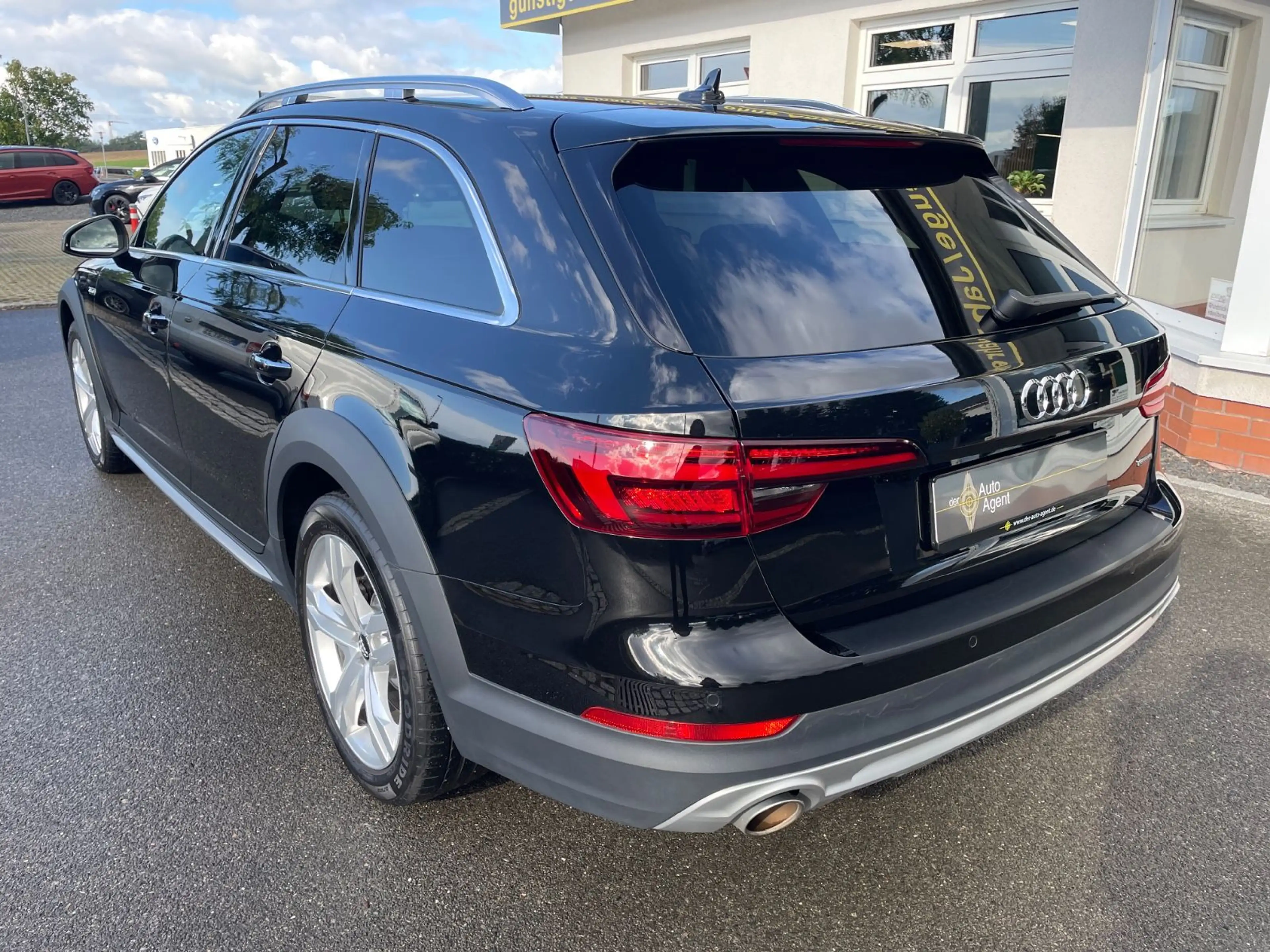 Audi A4 allroad quattro 45 TFSI/AHK/Kamera/199€mtl. — photo 3
