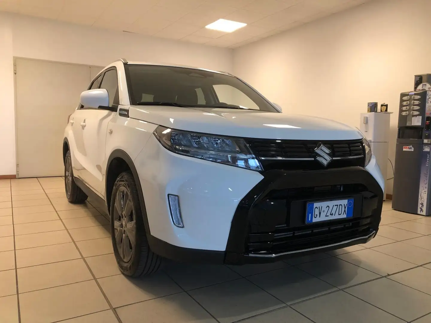 Suzuki Vitara Vitara II 2024 1.4h Cool+ 4wd allgrip 129cv Weiß - 2