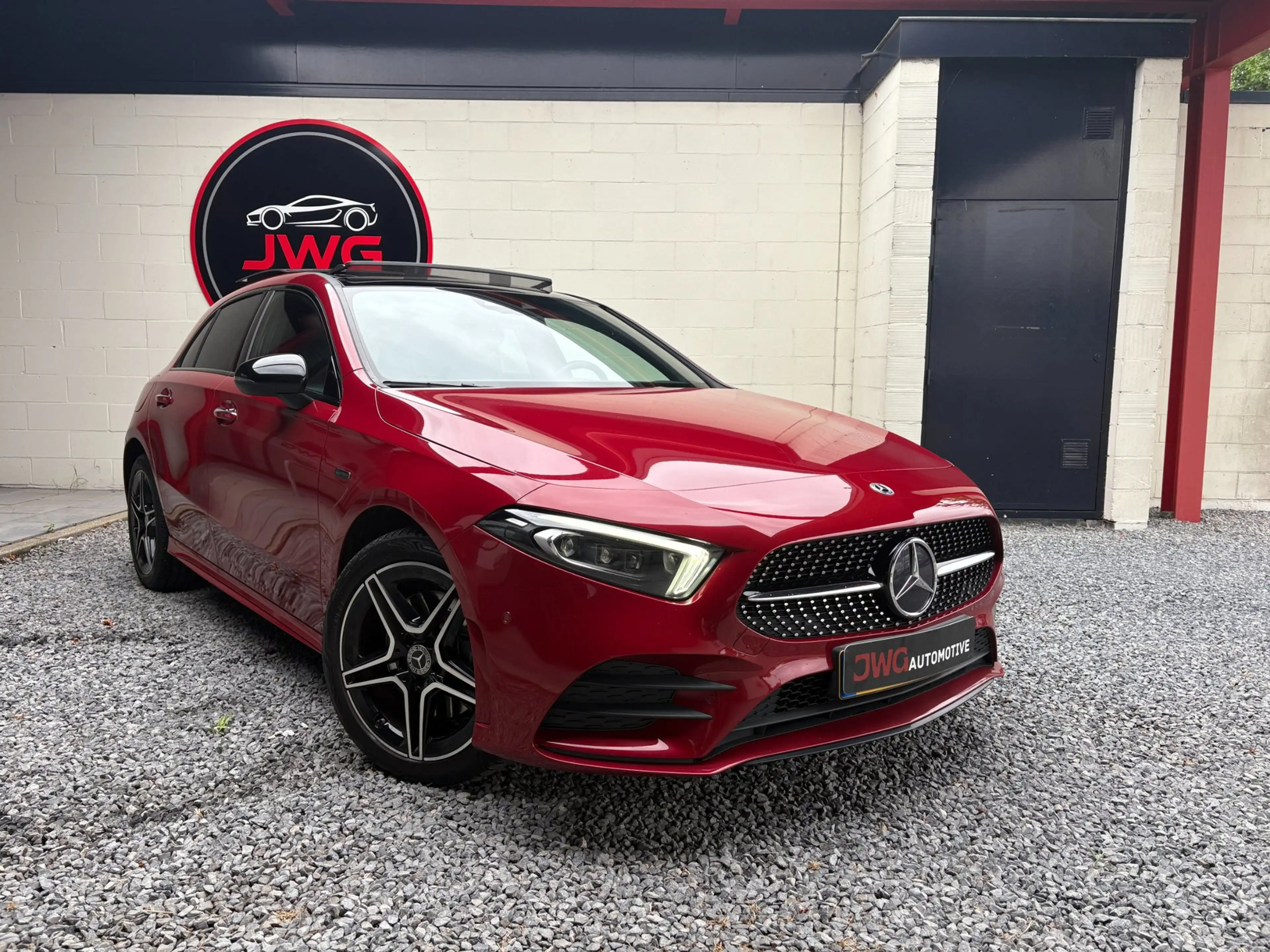 Mercedes-Benz A 250 e AMG Pano/Keyless/Sfeer/Memory — photo 4