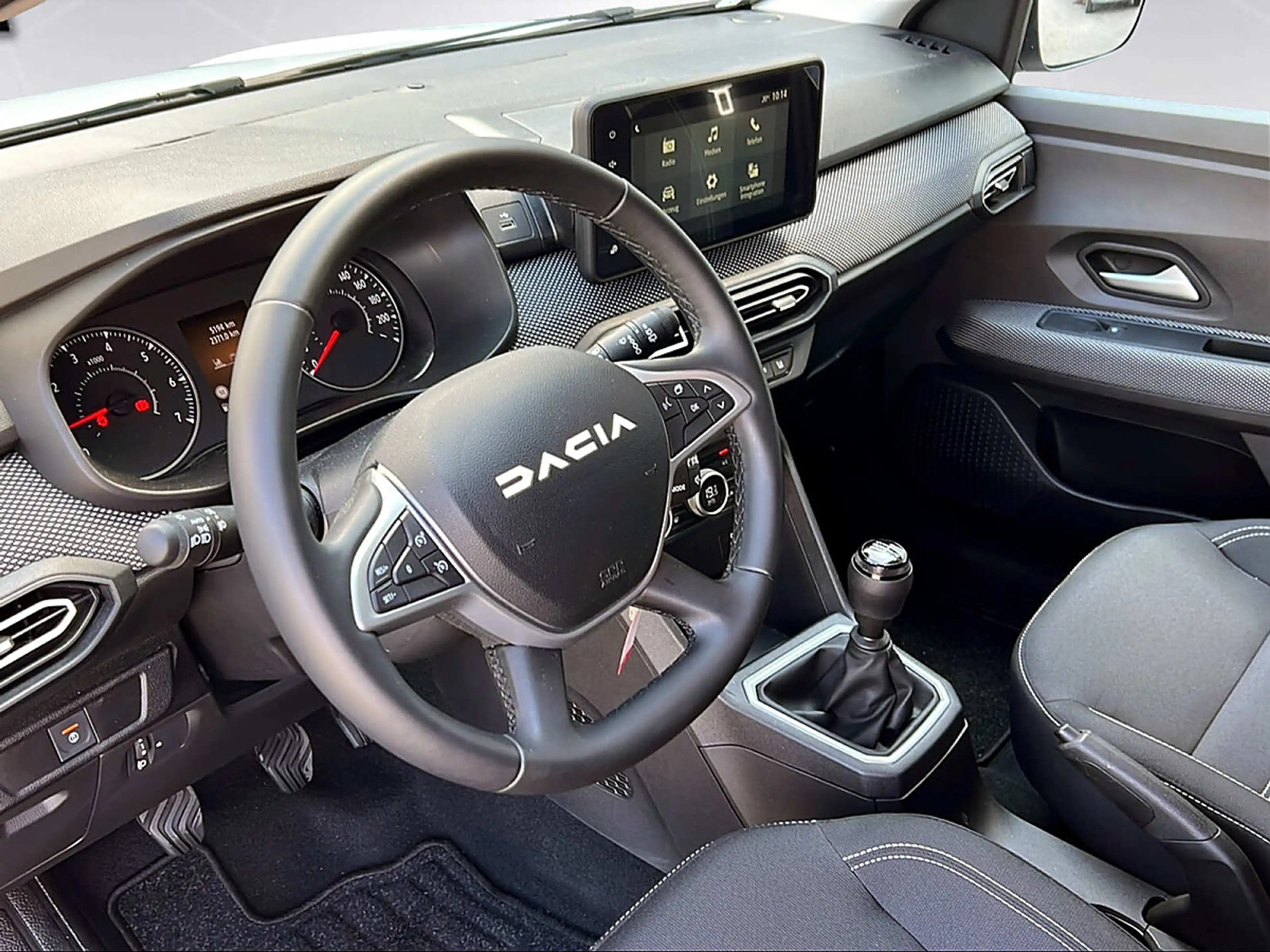 Dacia Jogger Expression TCe 110 — photo 7