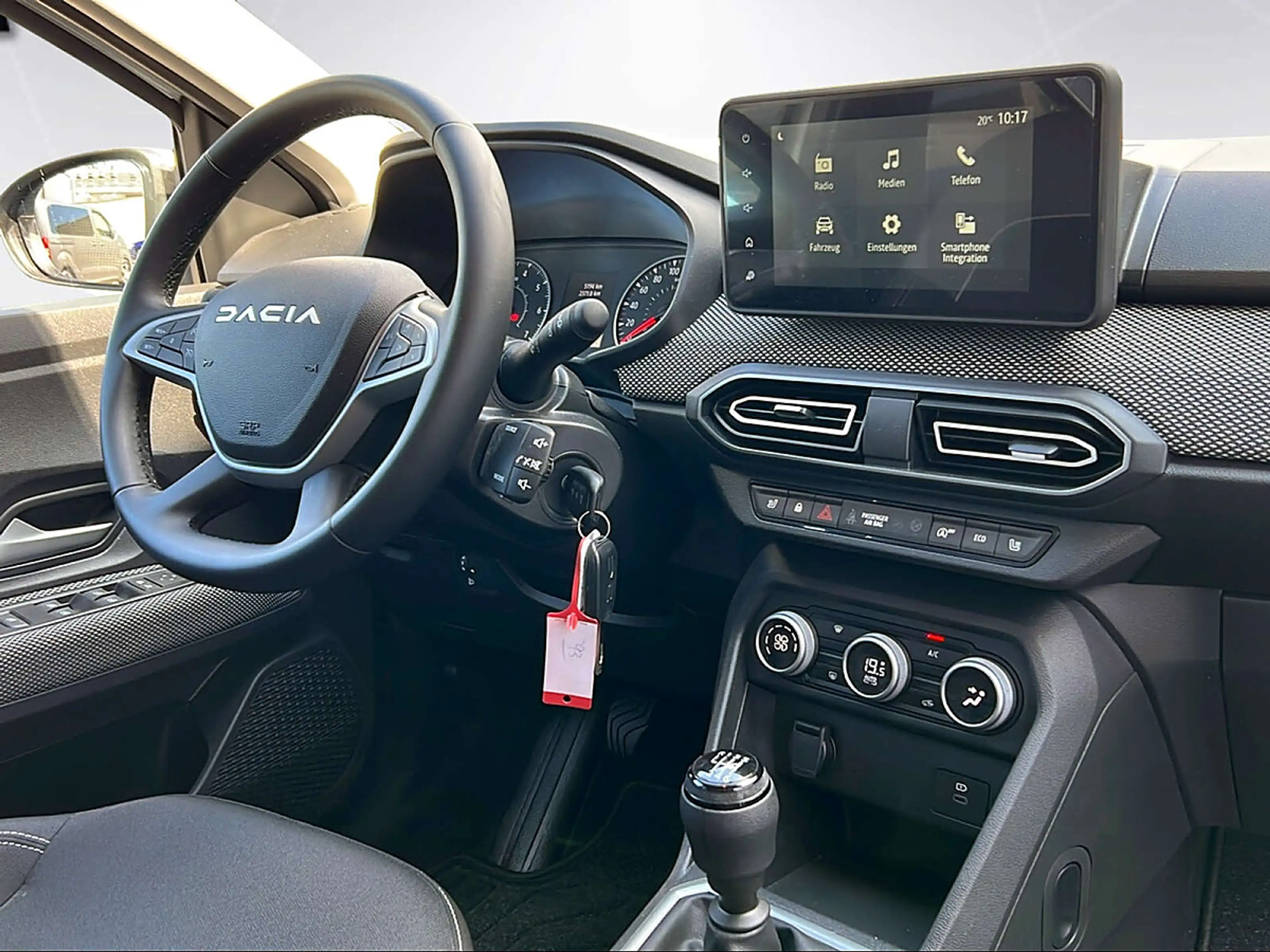 Dacia Jogger Expression TCe 110 — photo 15