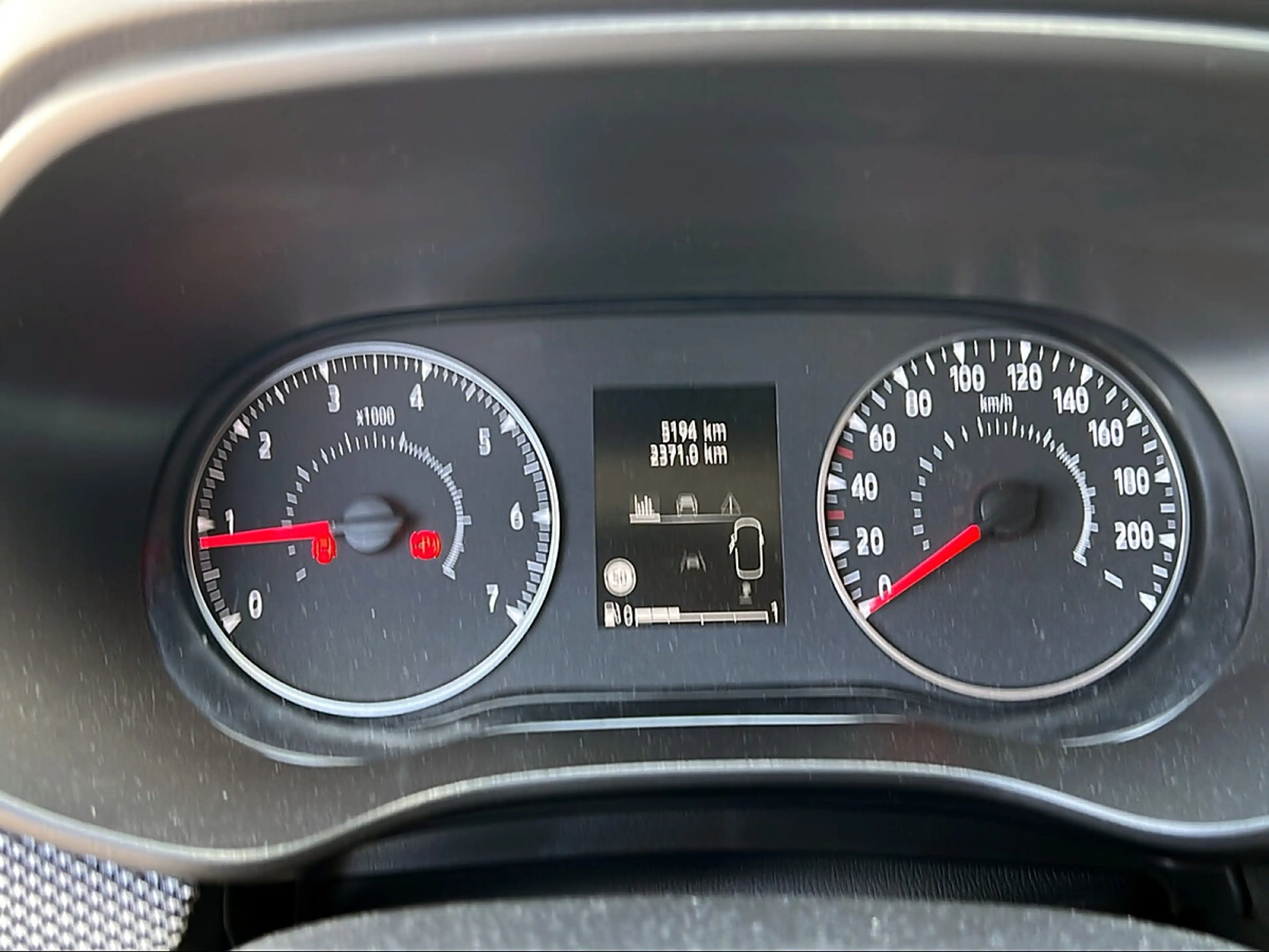 Dacia Jogger Expression TCe 110 — photo 9