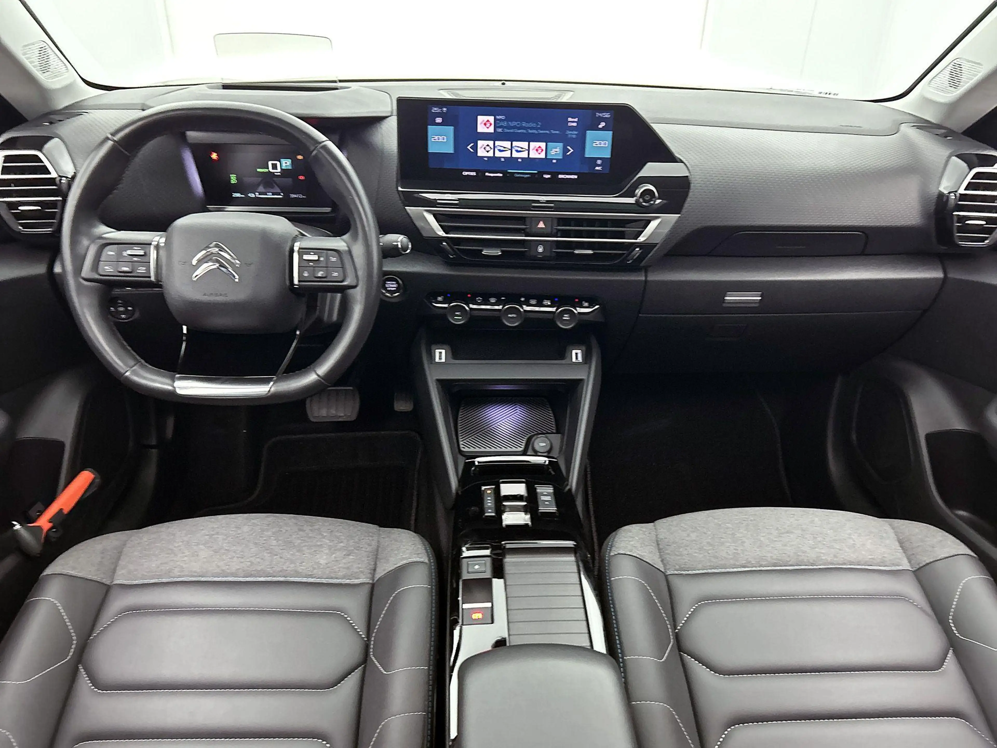 Citroen E-C4 Electric 136pk Shine 50 kWh Automaat | Accu 94% | Trekhaak — photo 11