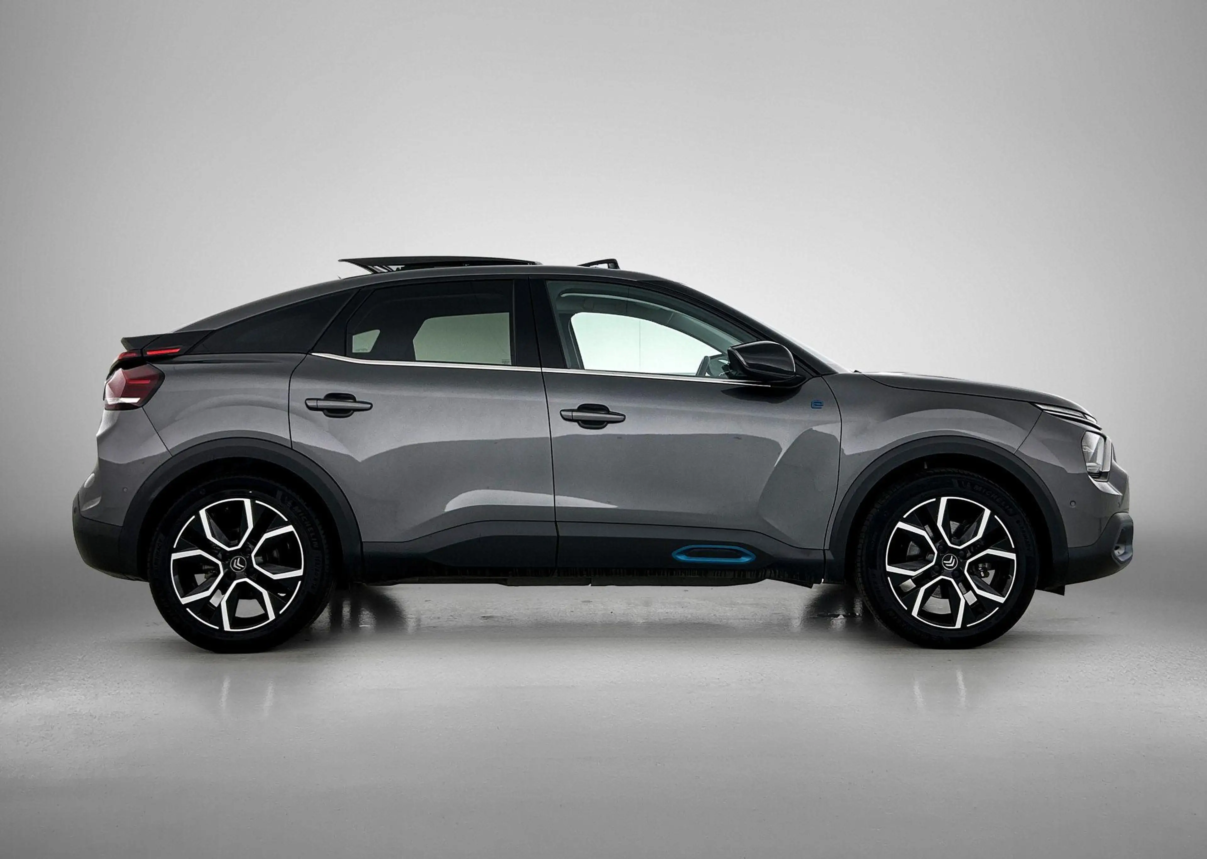 Citroen E-C4 Electric 136pk Shine 50 kWh Automaat | Accu 94% | Trekhaak — photo 9