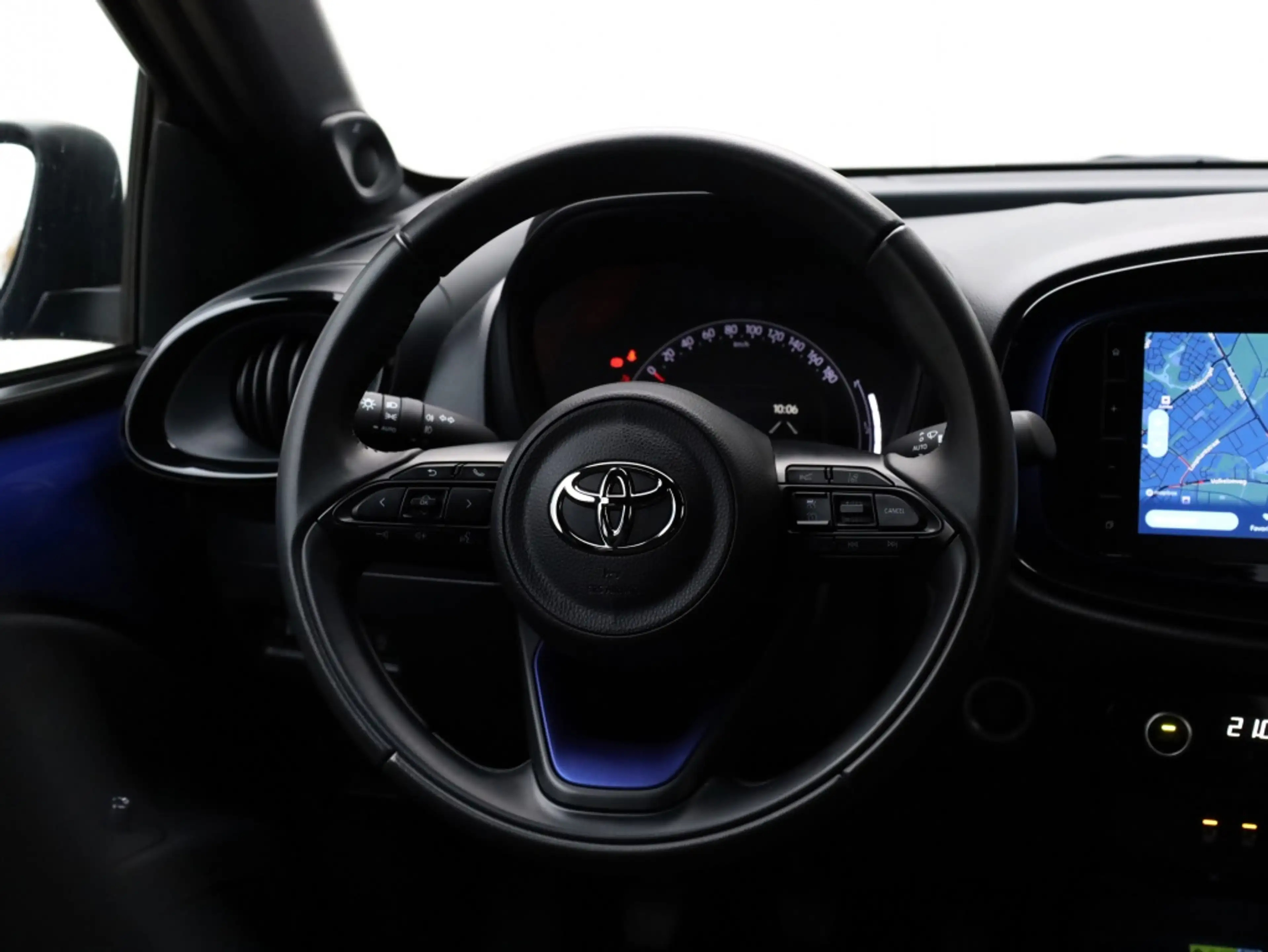 Toyota Aygo X 1.0 VVT-i MT Premium | Cabrio | JBL | Stoelverwarm — photo 23