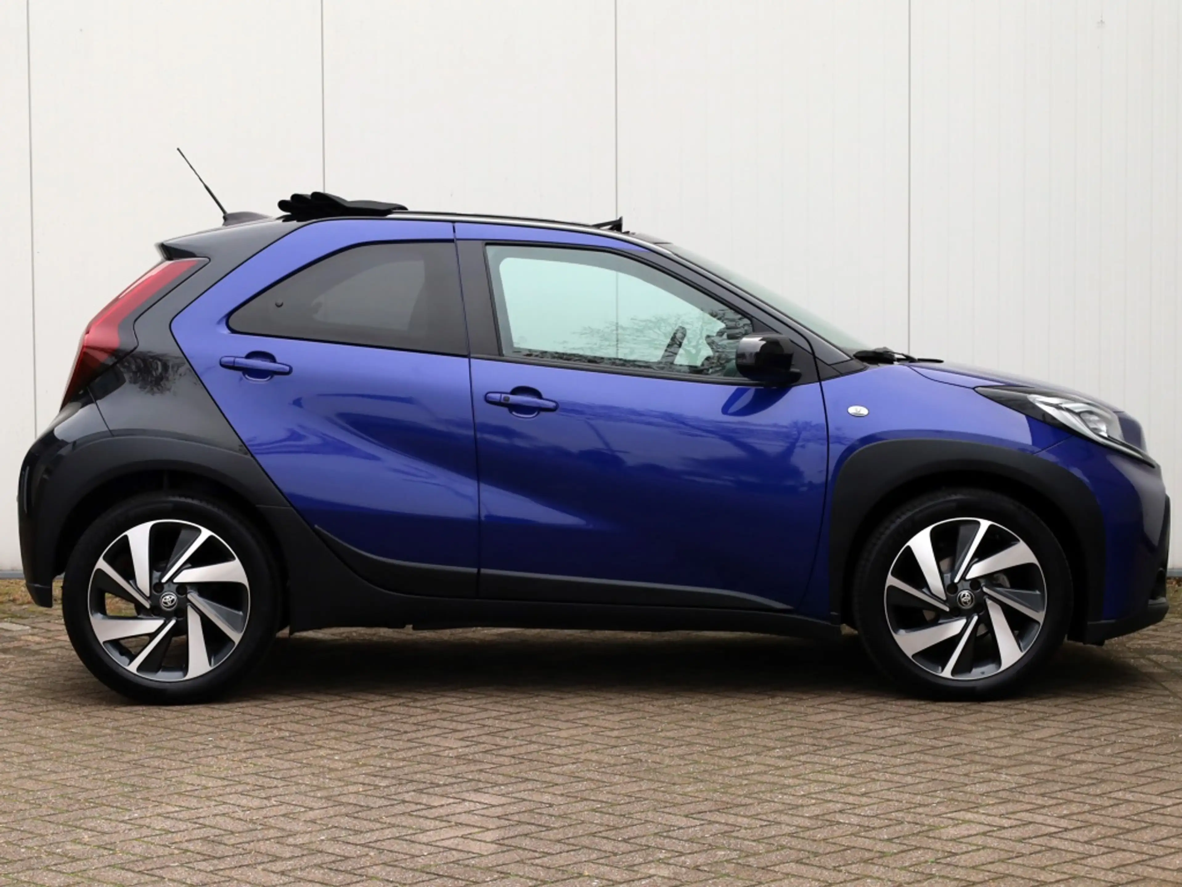 Toyota Aygo X 1.0 VVT-i MT Premium | Cabrio | JBL | Stoelverwarm — photo 6