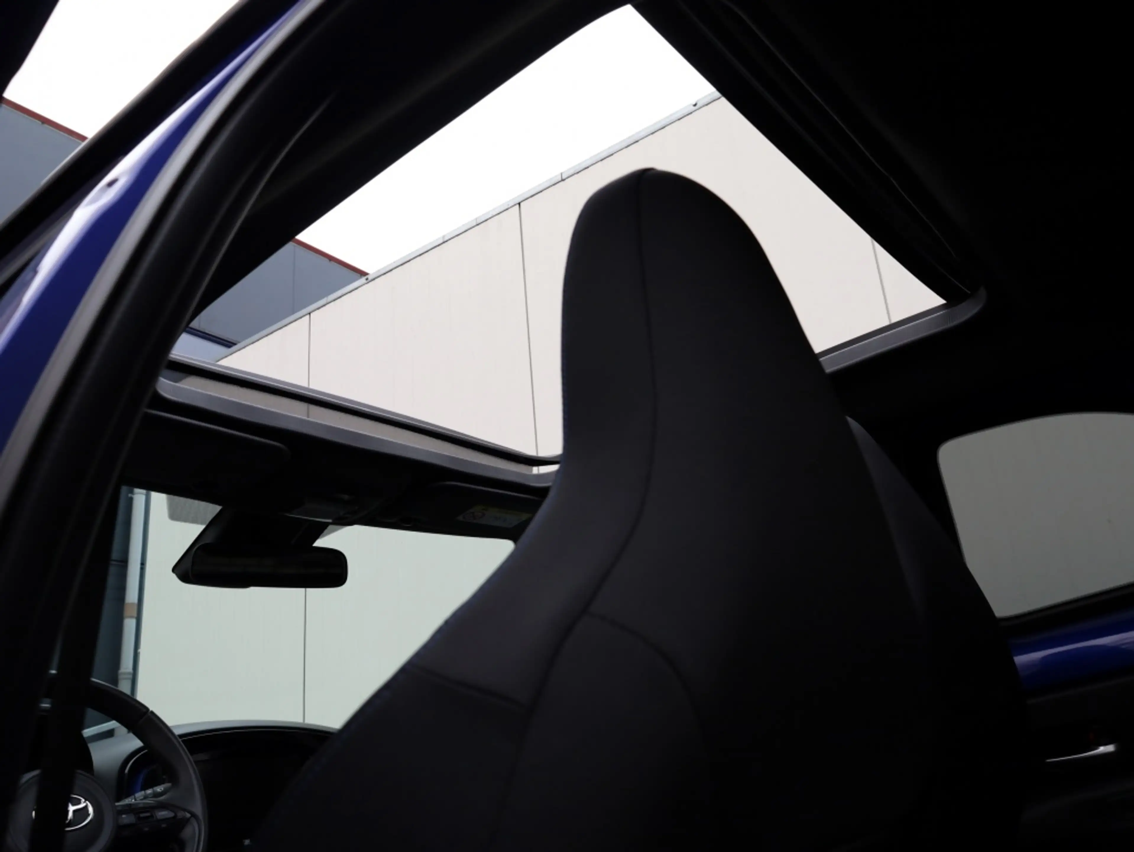 Toyota Aygo X 1.0 VVT-i MT Premium | Cabrio | JBL | Stoelverwarm — photo 15