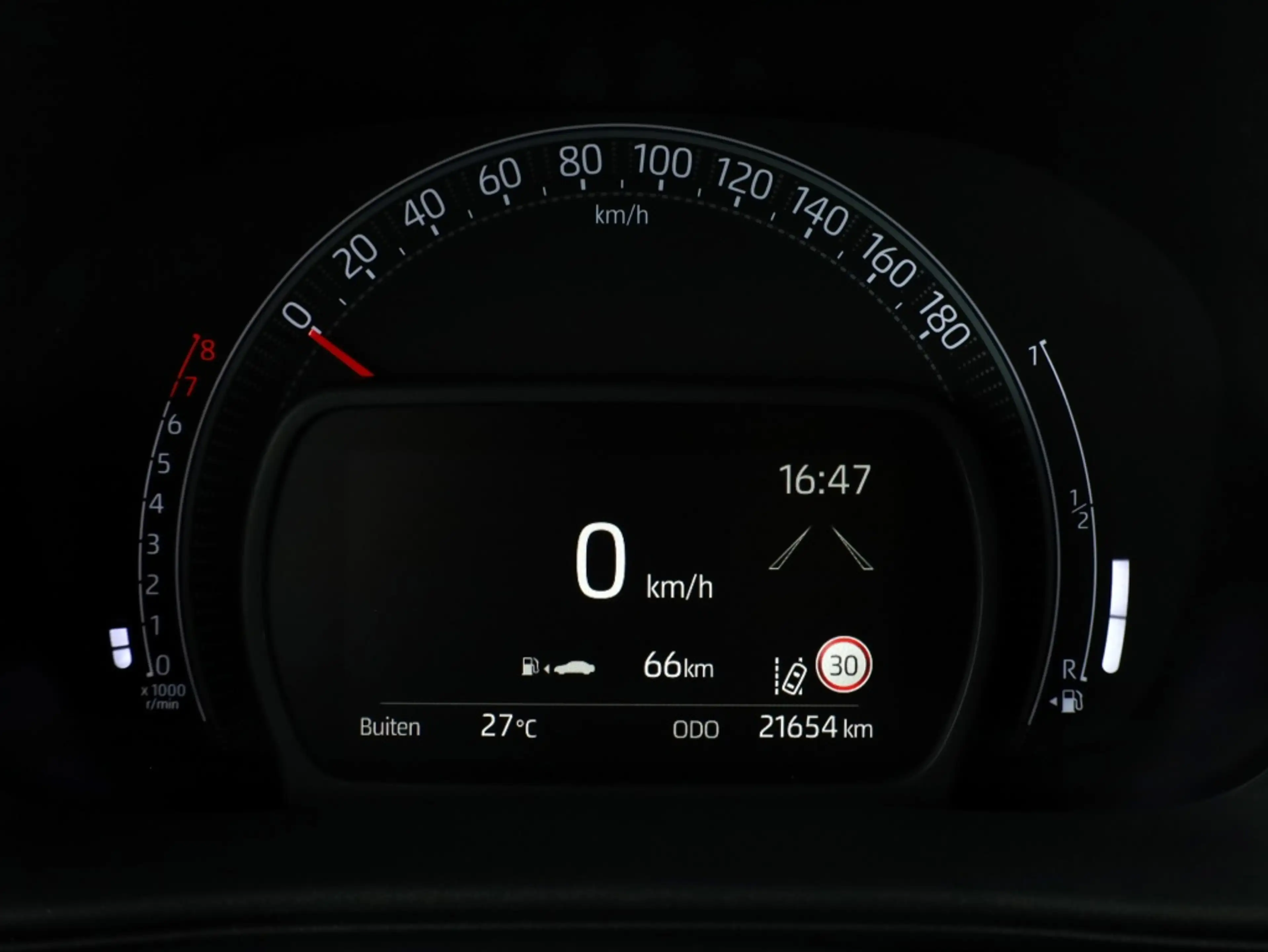 Toyota Aygo X 1.0 VVT-i MT Premium | Cabrio | JBL | Stoelverwarm — photo 7