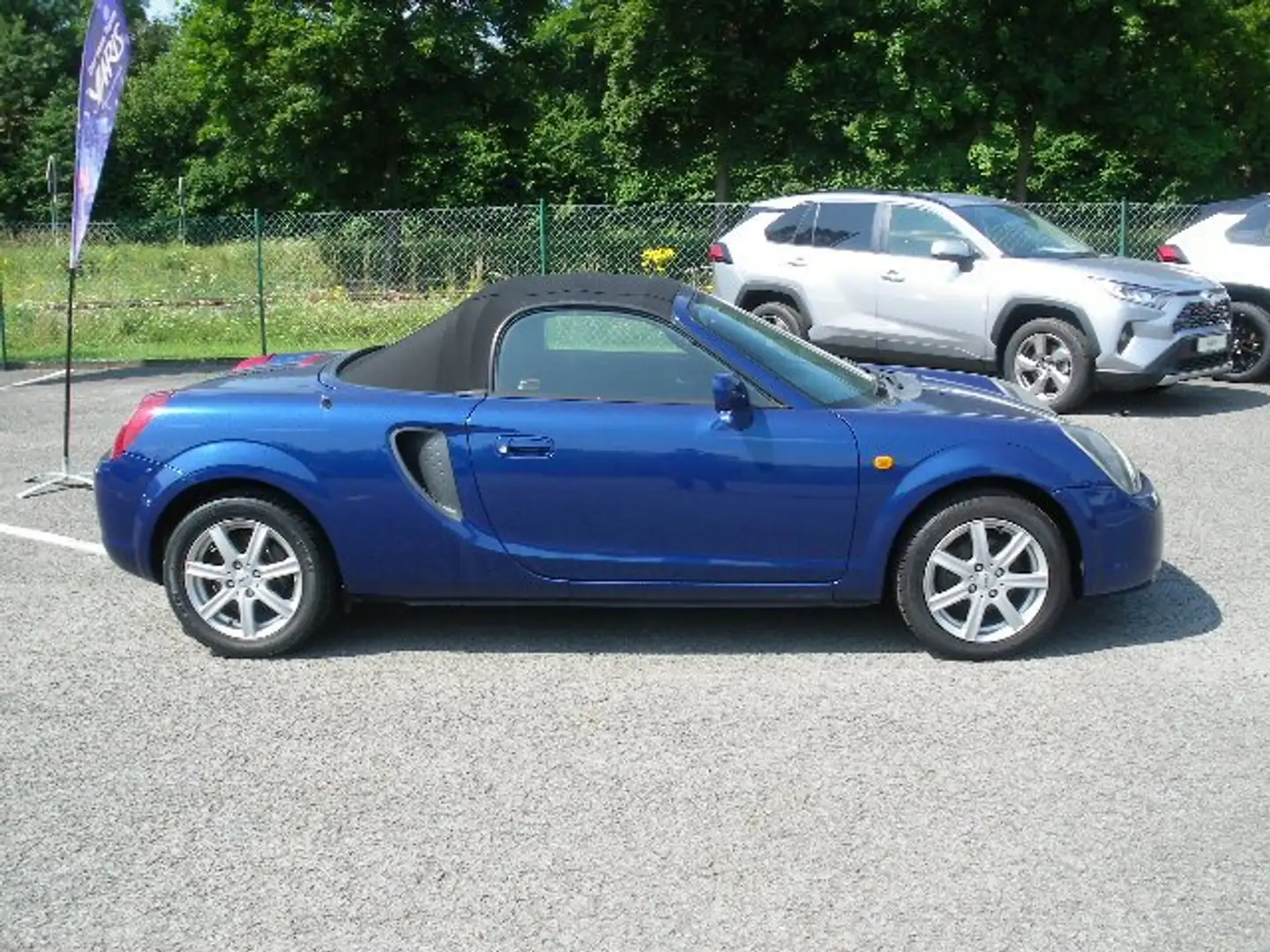 Toyota MR 2 Roadster Blau - 2