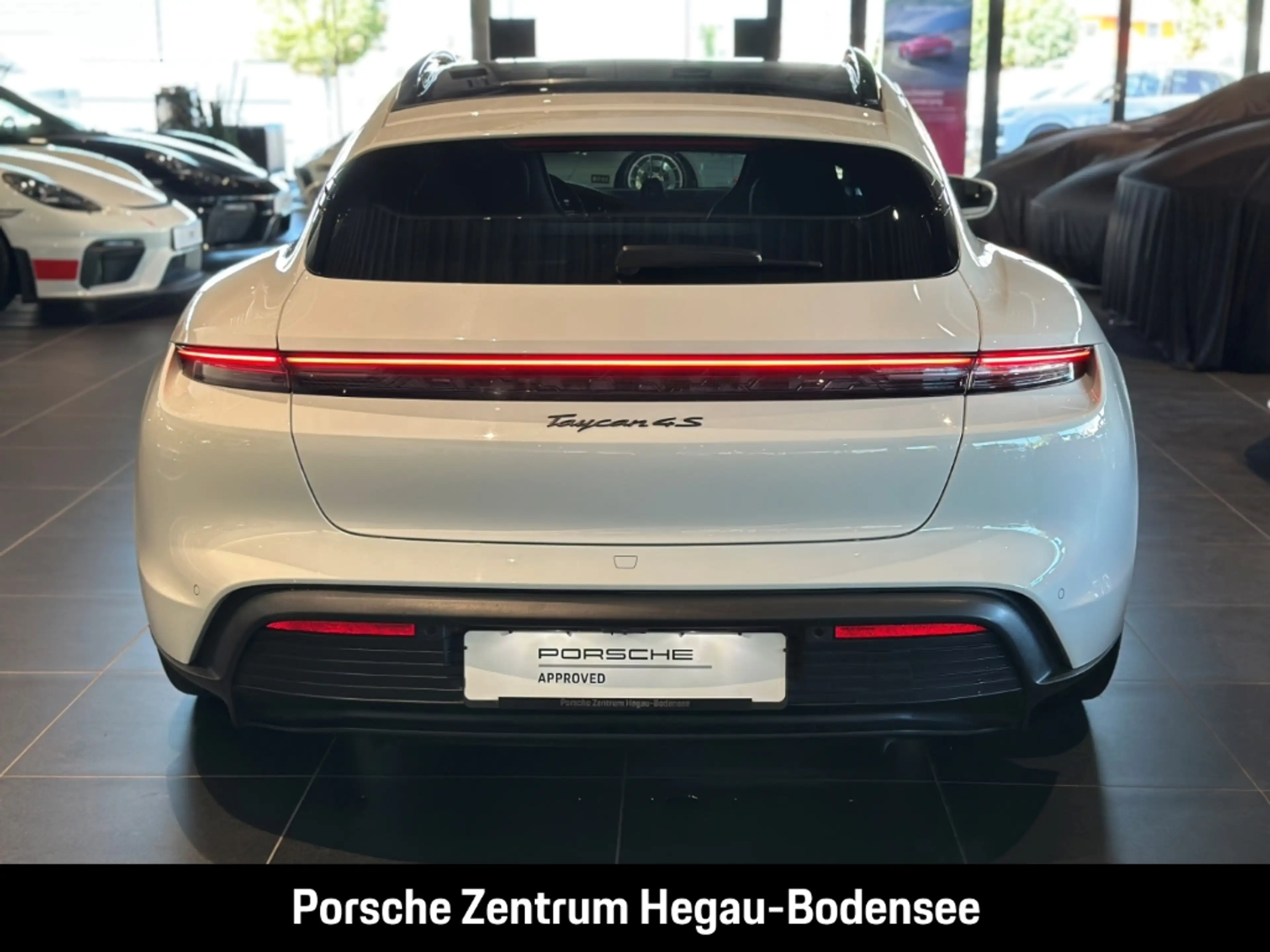 Porsche Taycan 4S Sport Turismo — photo 5