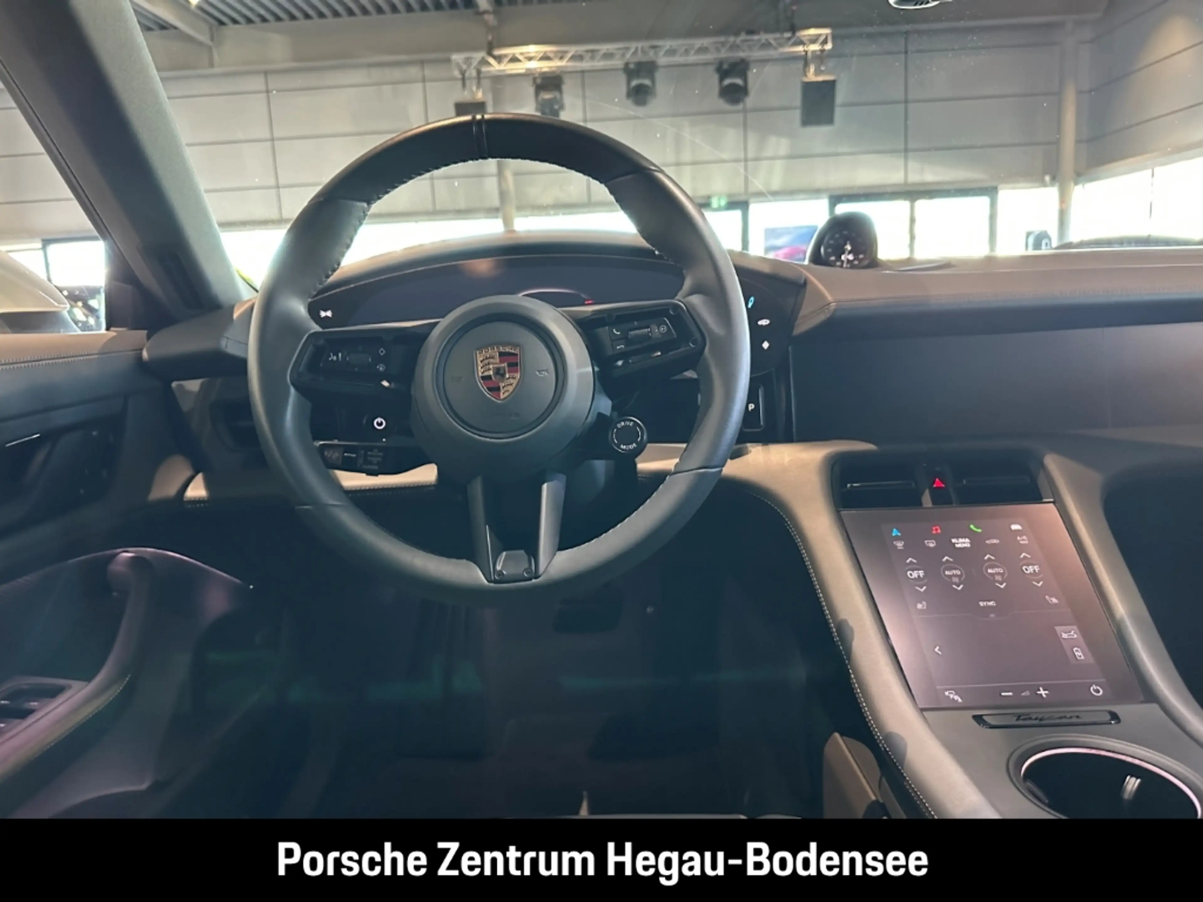 Porsche Taycan 4S Sport Turismo — photo 9