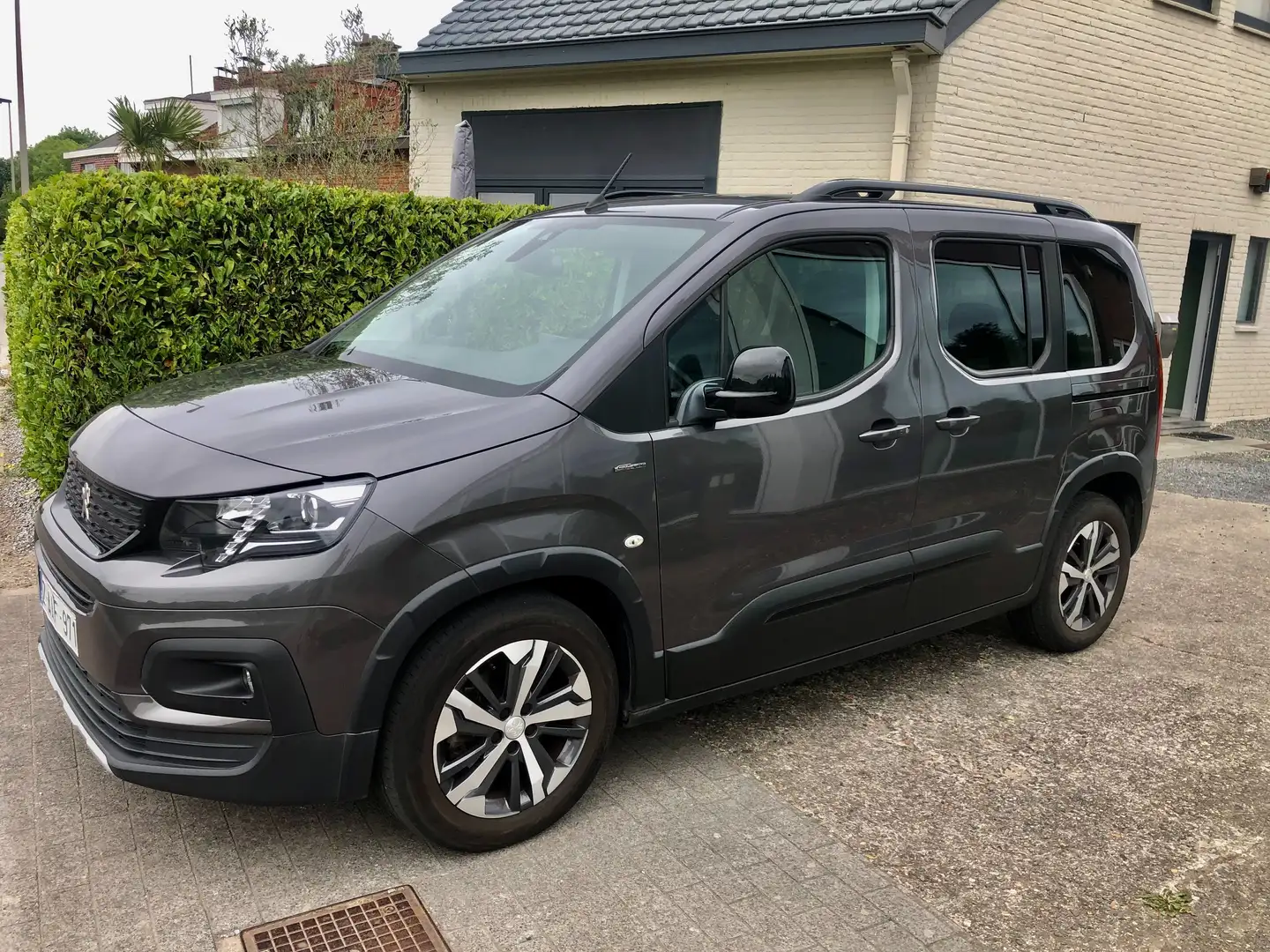 Peugeot Rifter Rifter 1.2  GT Line  71926 km !! Gris - 1
