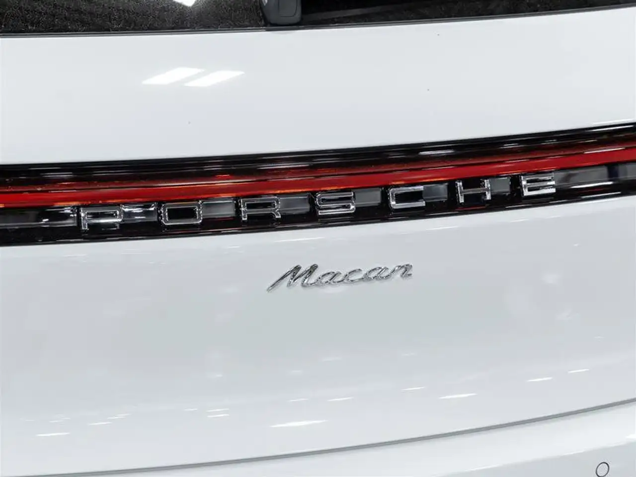 Porsche Macan снимка Porsche Macan