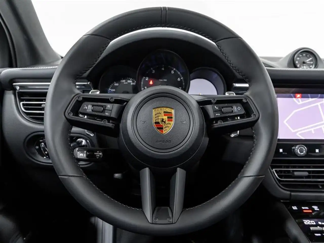 Porsche Macan снимка Porsche Macan